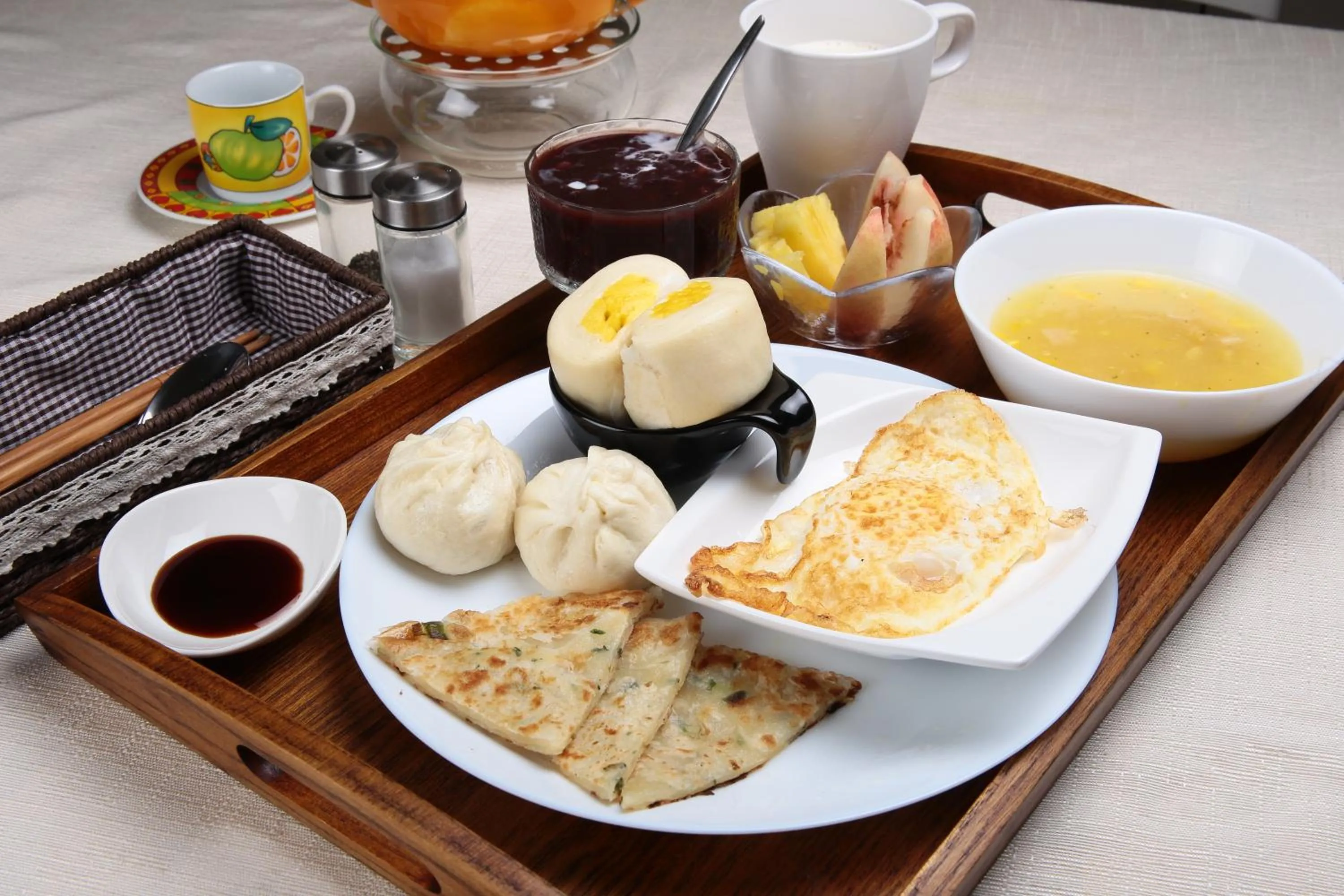 Asian breakfast in Aria 2 Home (With Elevator)