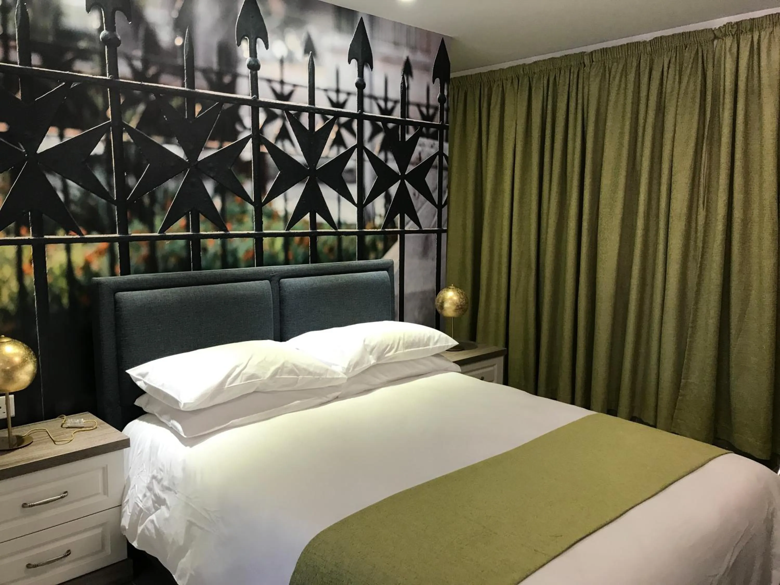 Decorative detail, Bed in Jean de Valette Boutique Living