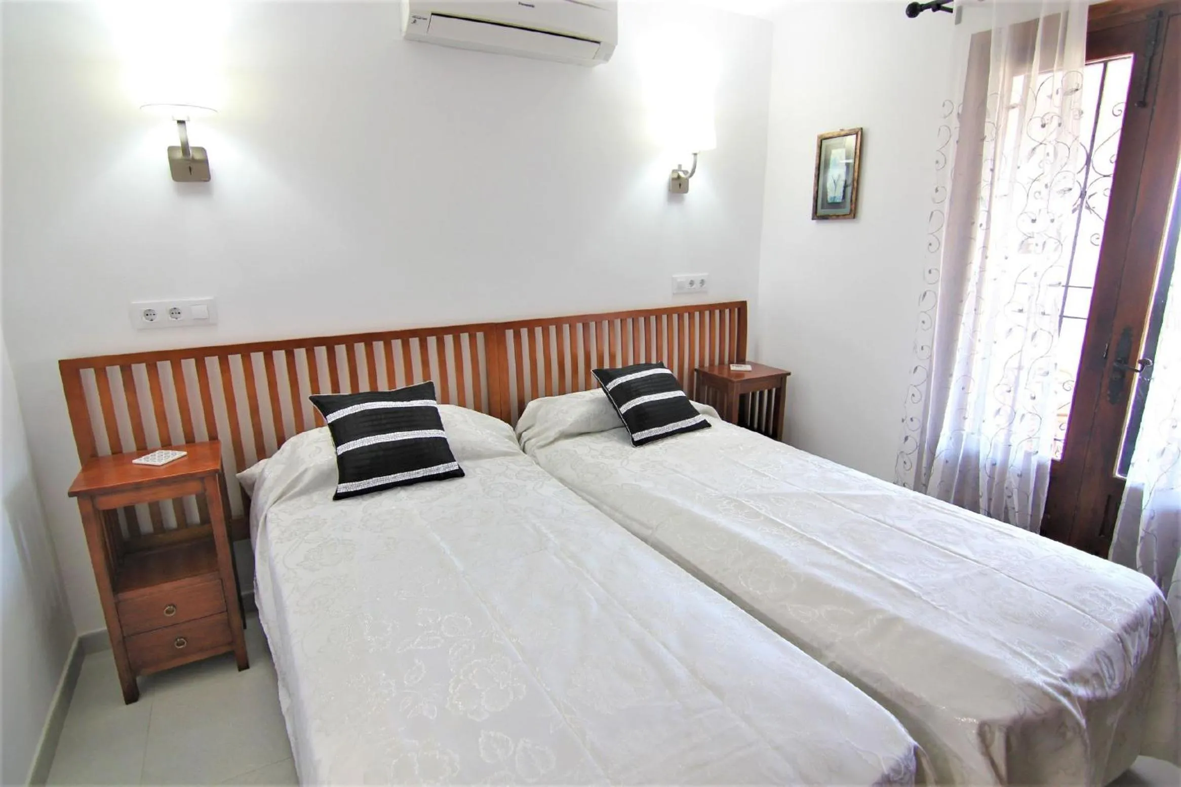 Other, Bed in Maryvilla 0220
