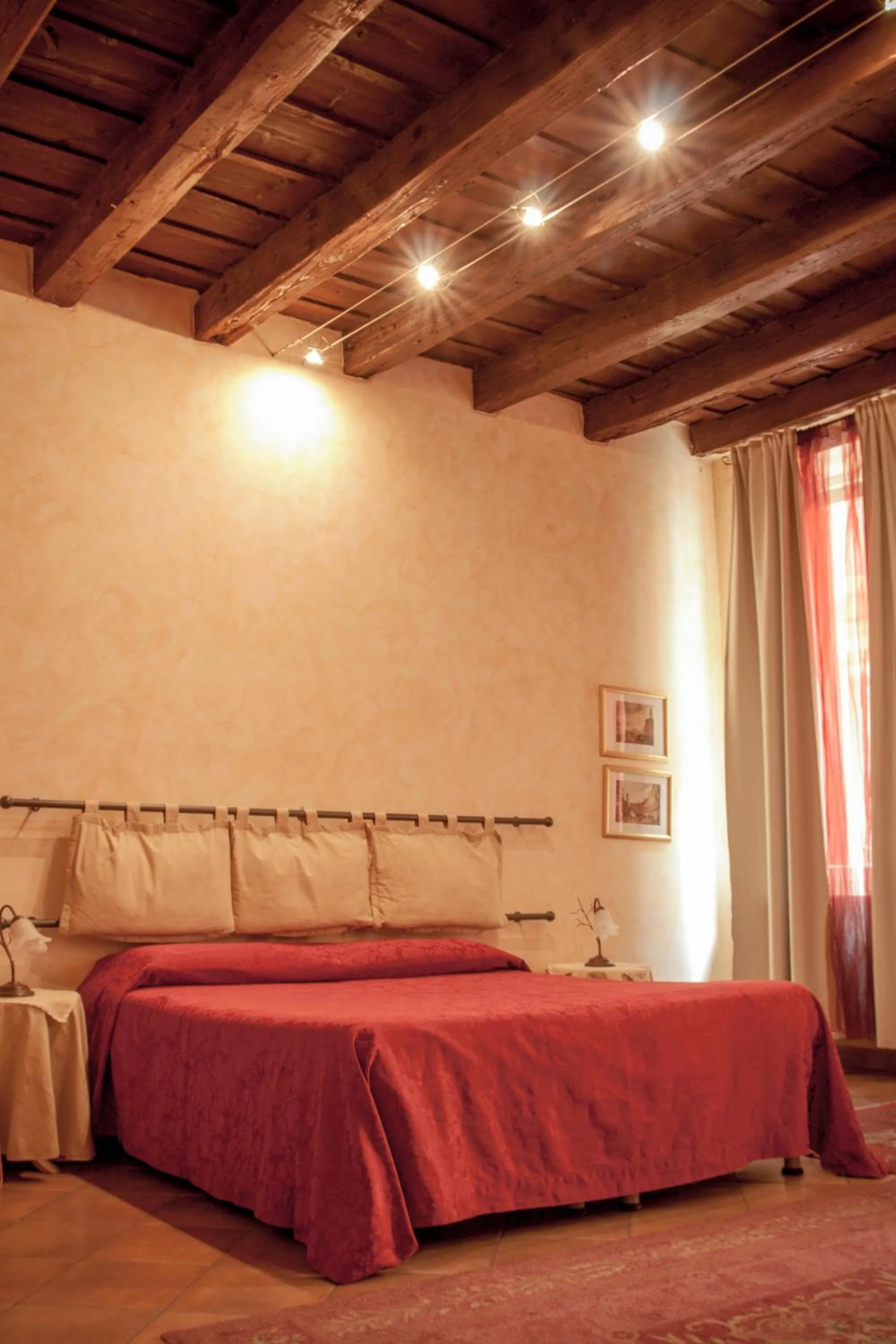Bed in Anfiteatro B&B
