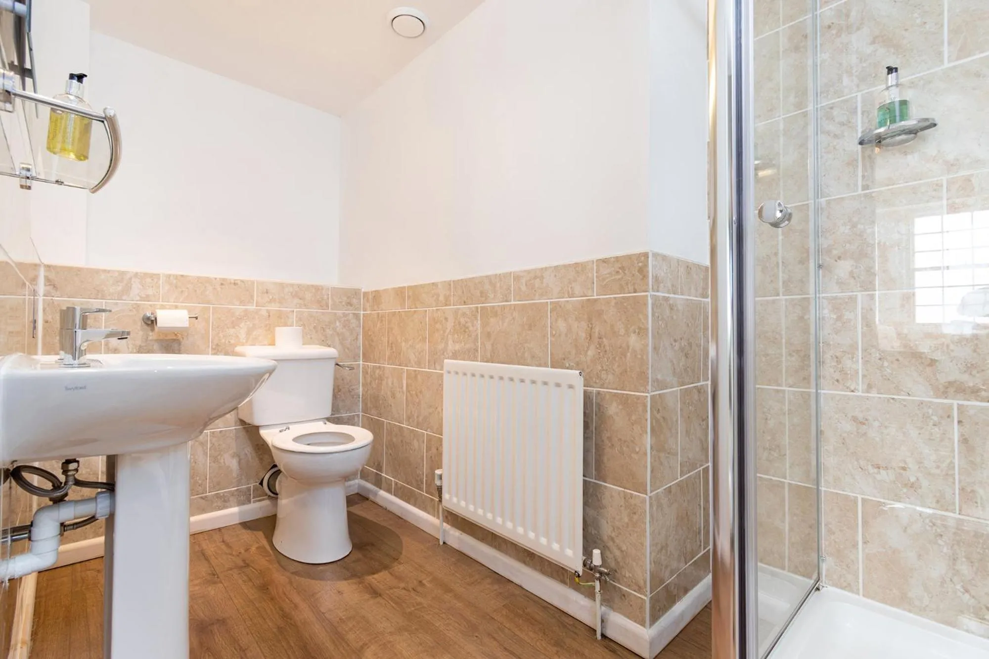 Bathroom in Crown Lodge