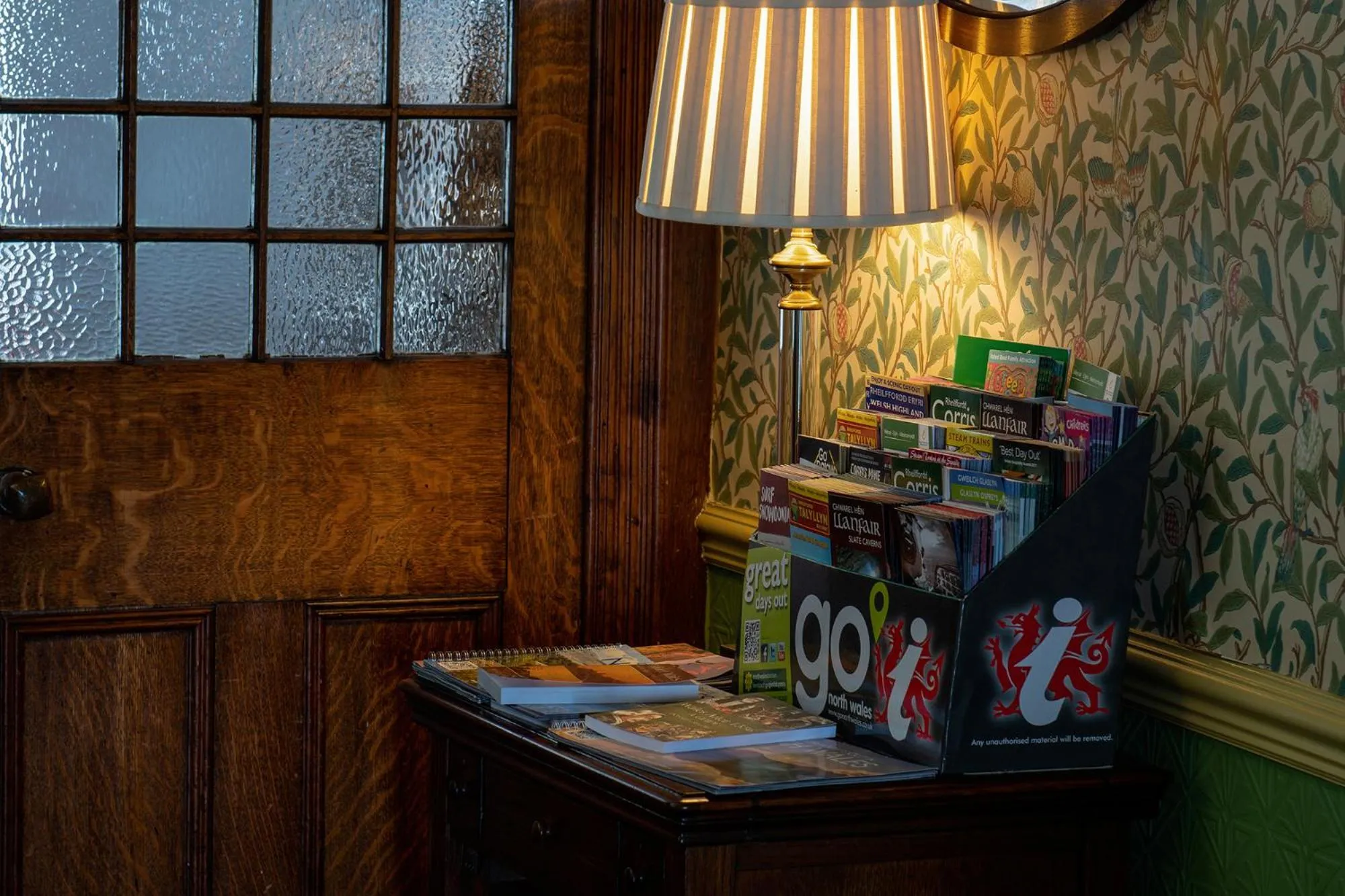 Lobby or reception in Crown Lodge