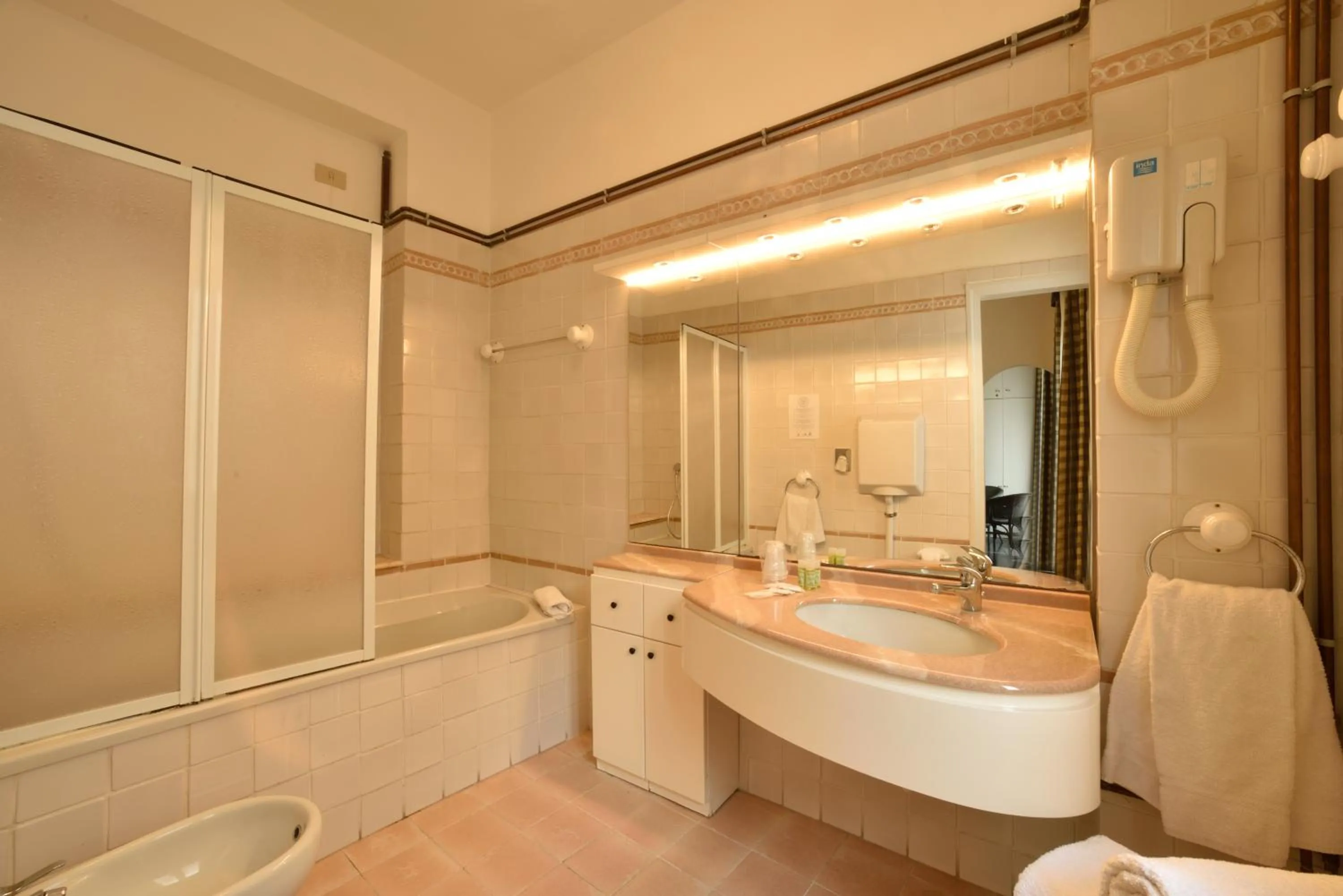 Bathroom in Hotel Morchio Mhotelsgroup