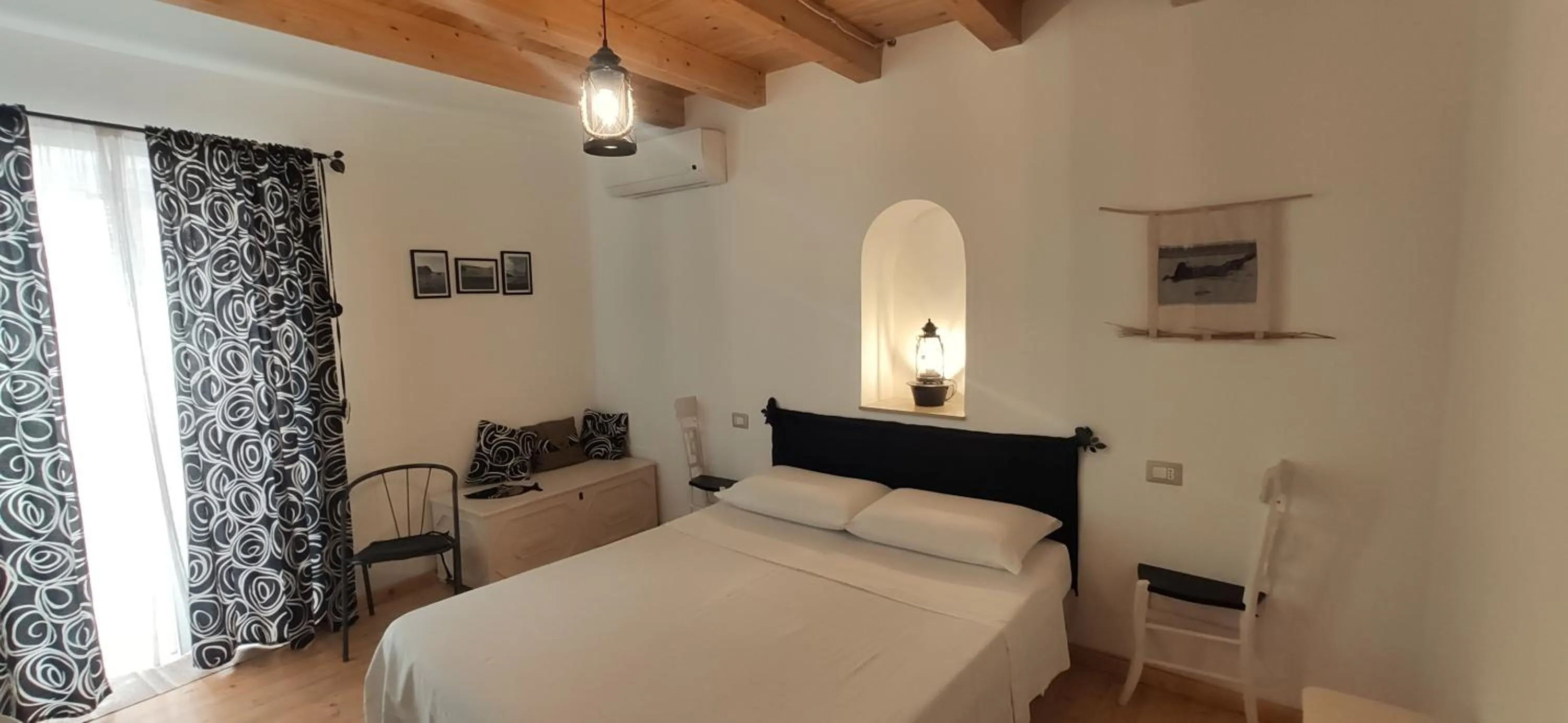 Photo of the whole room, Bed in B&B Mastro Francesco