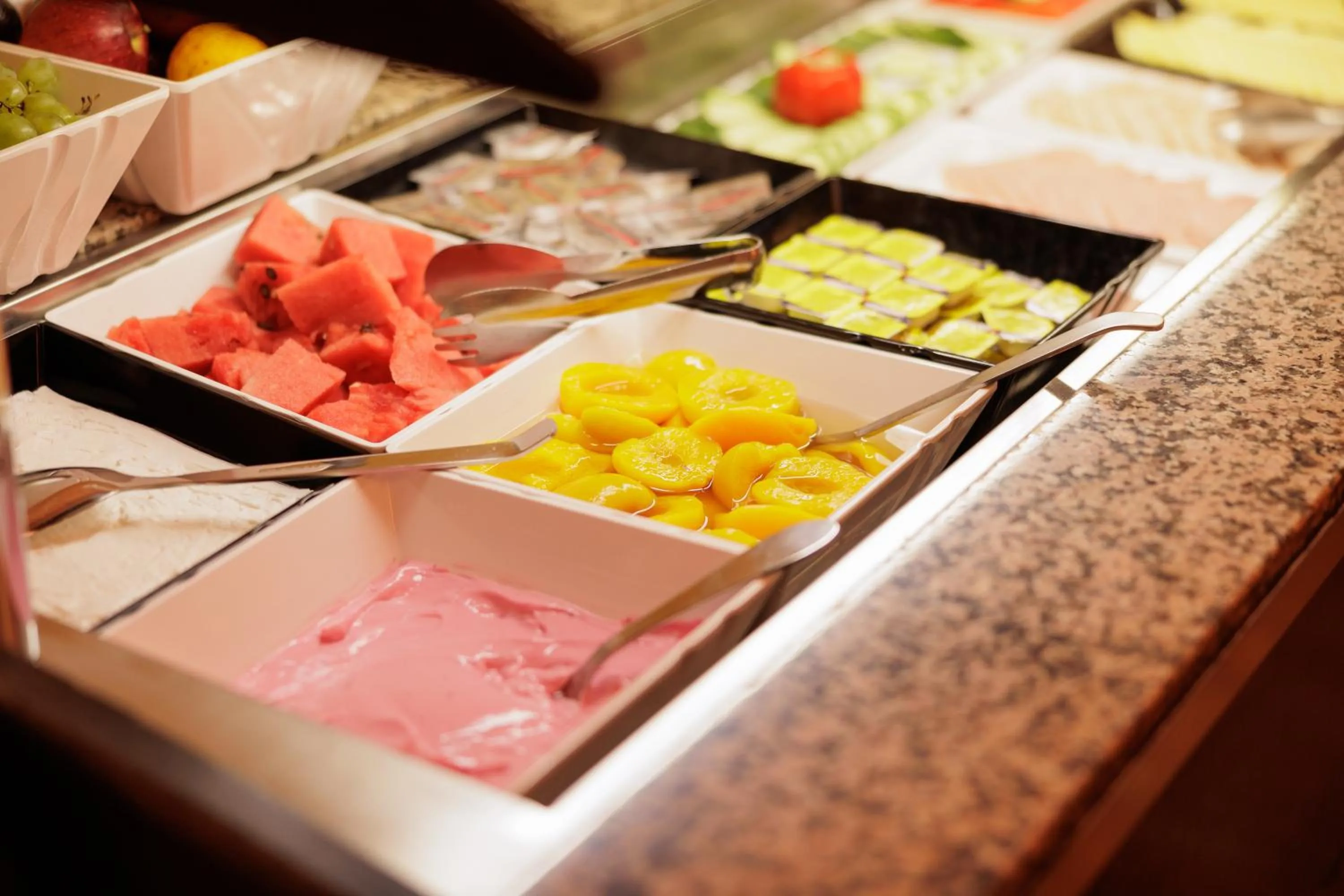 Breakfast in Louvre Hotel