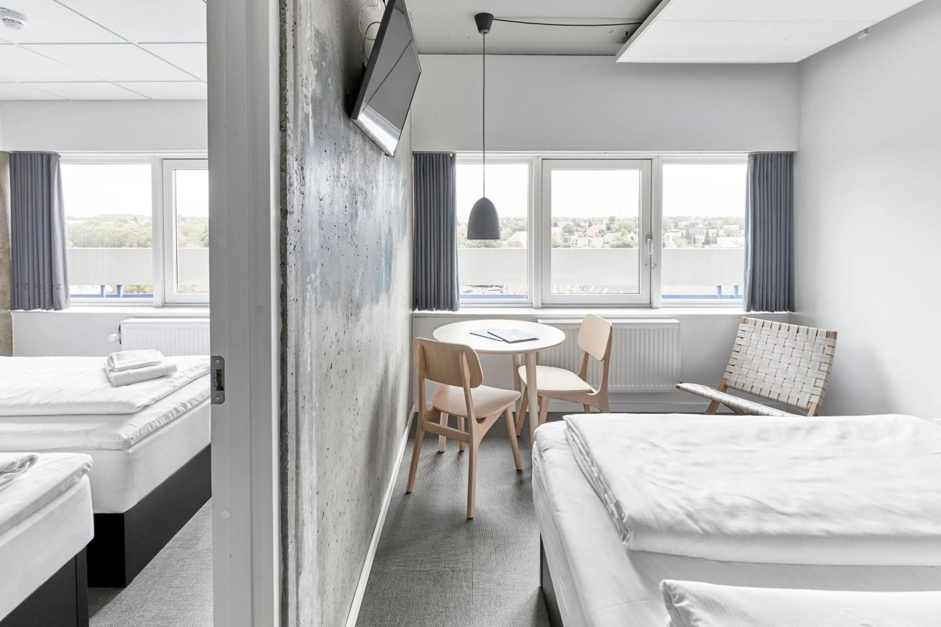 Photo of the whole room, Bed in Four Points Flex by Sheraton Aarhus Viby