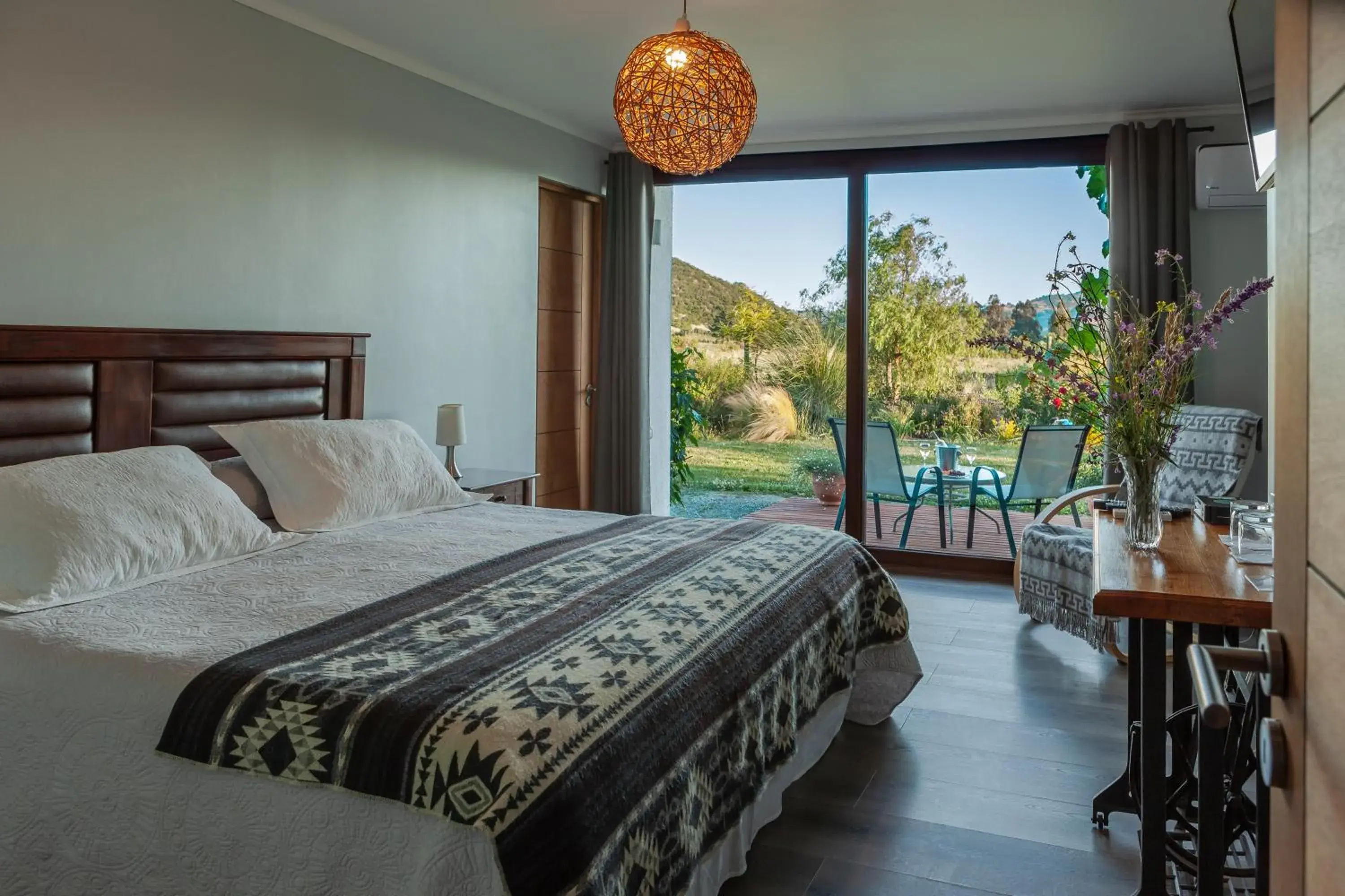 King Room with Spa Bath in Callihue Lodge King Room with Spa Bath in Callihue Lodge