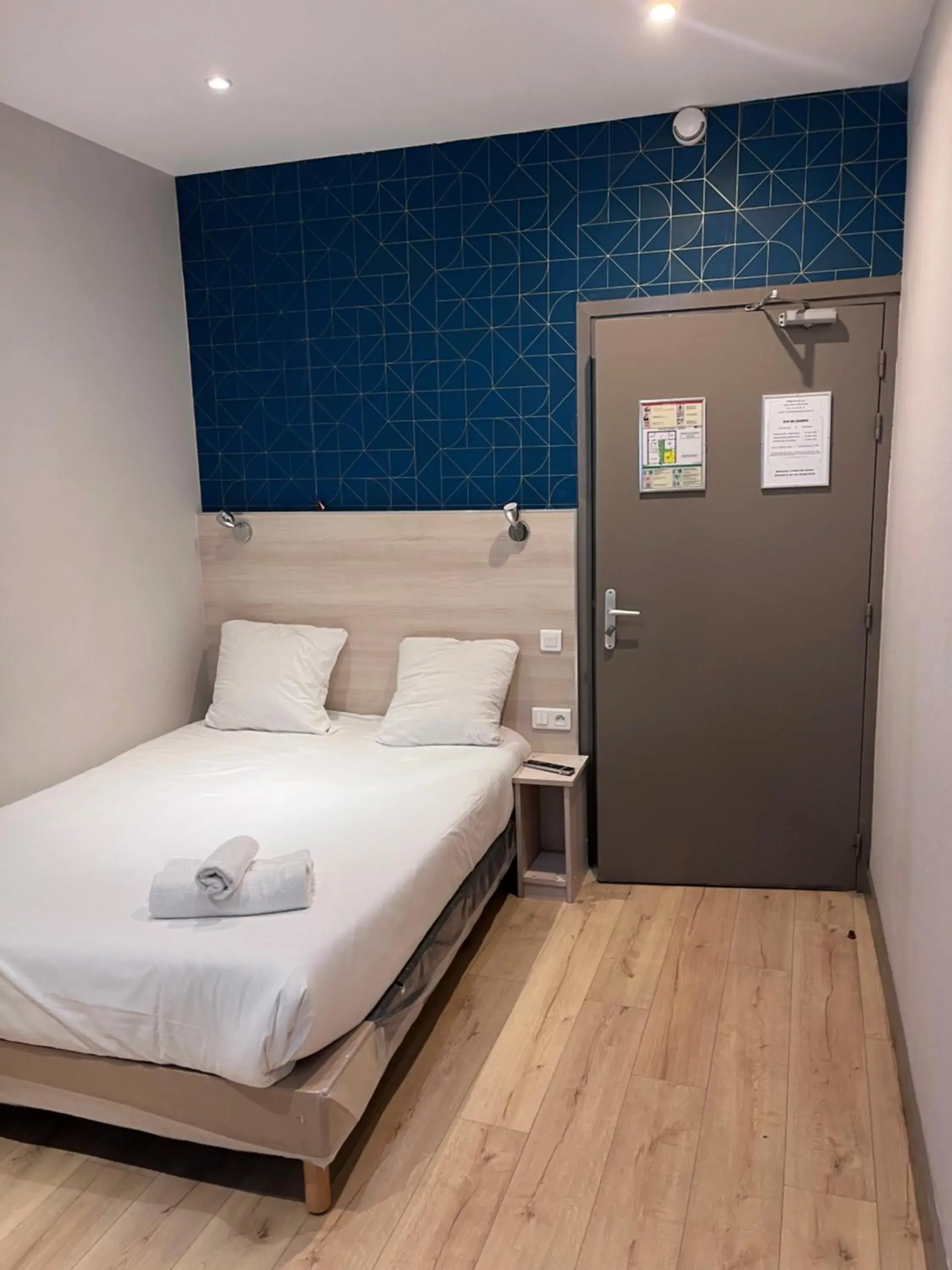 Bed in Hotel Aix Europe Bed in Hotel Aix Europe