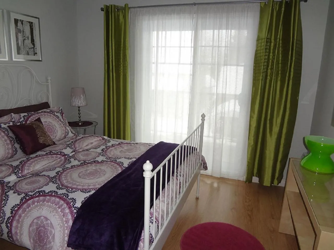 Bed in Hotel Saint-Donat