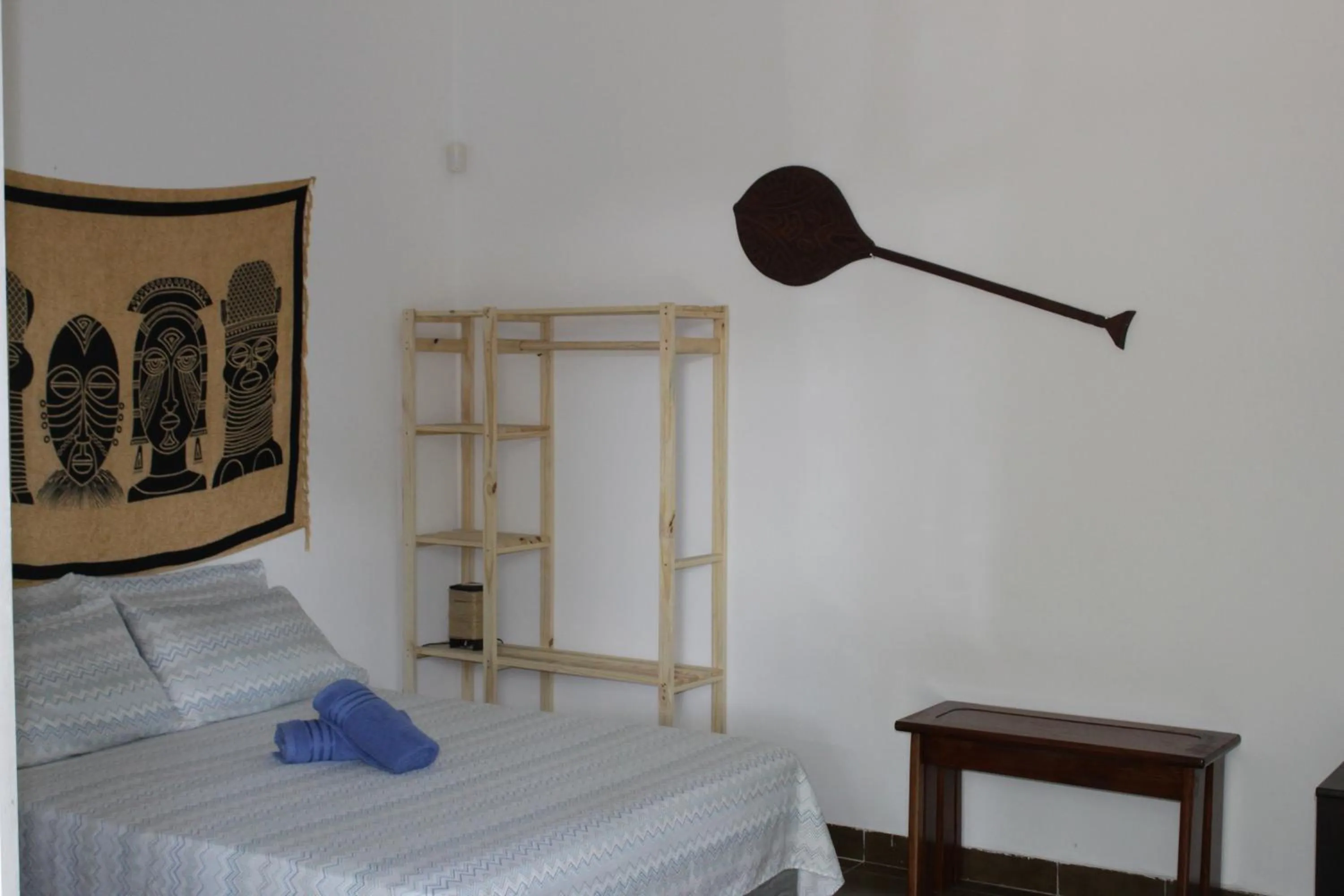 wardrobe, Bed in Pousada Chateau Sophie