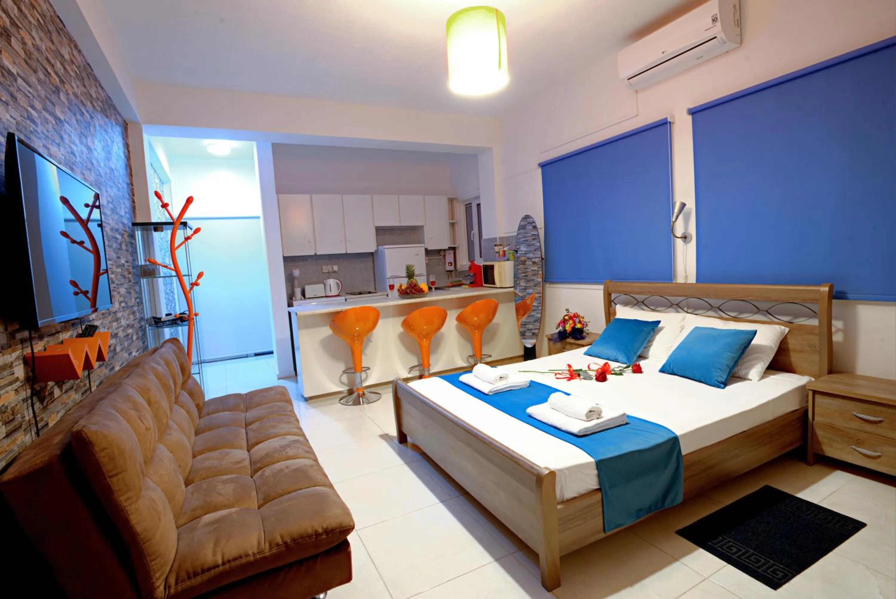 Pieris Apartments