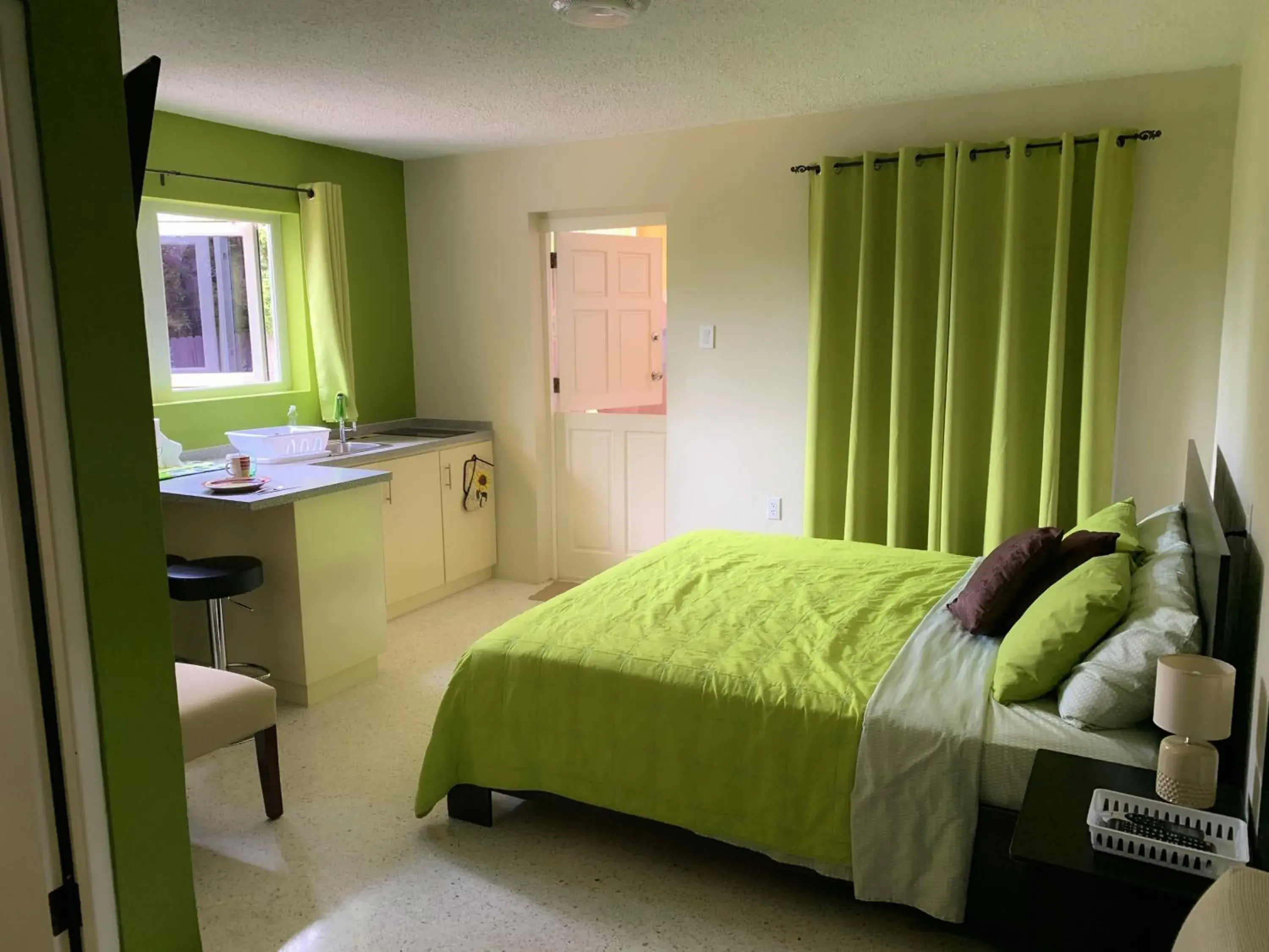 Bedroom, Bed in Eve's Residence Bedroom, Bed in Eve's Residence