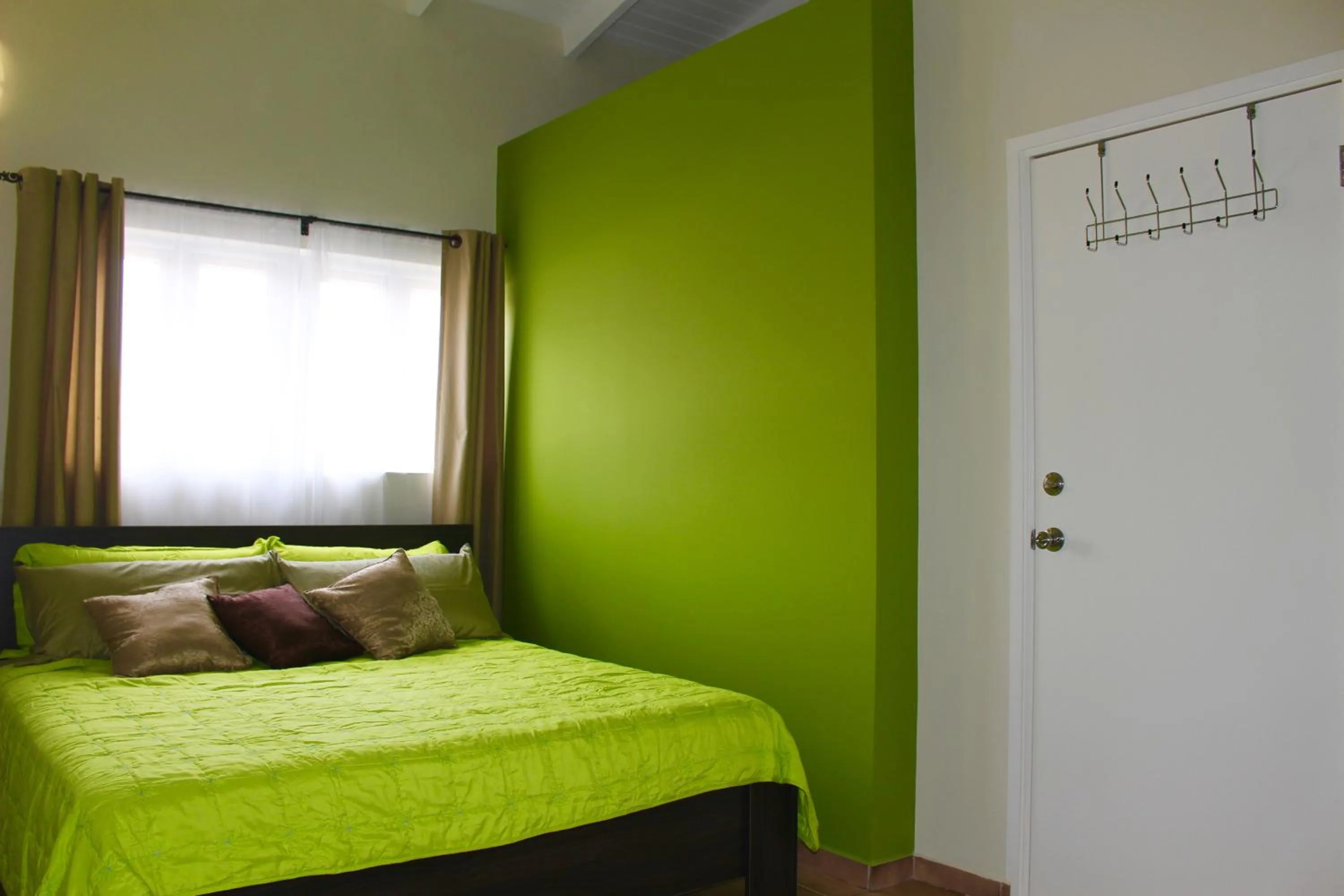 Photo of the whole room, Bed in Eve's Residence