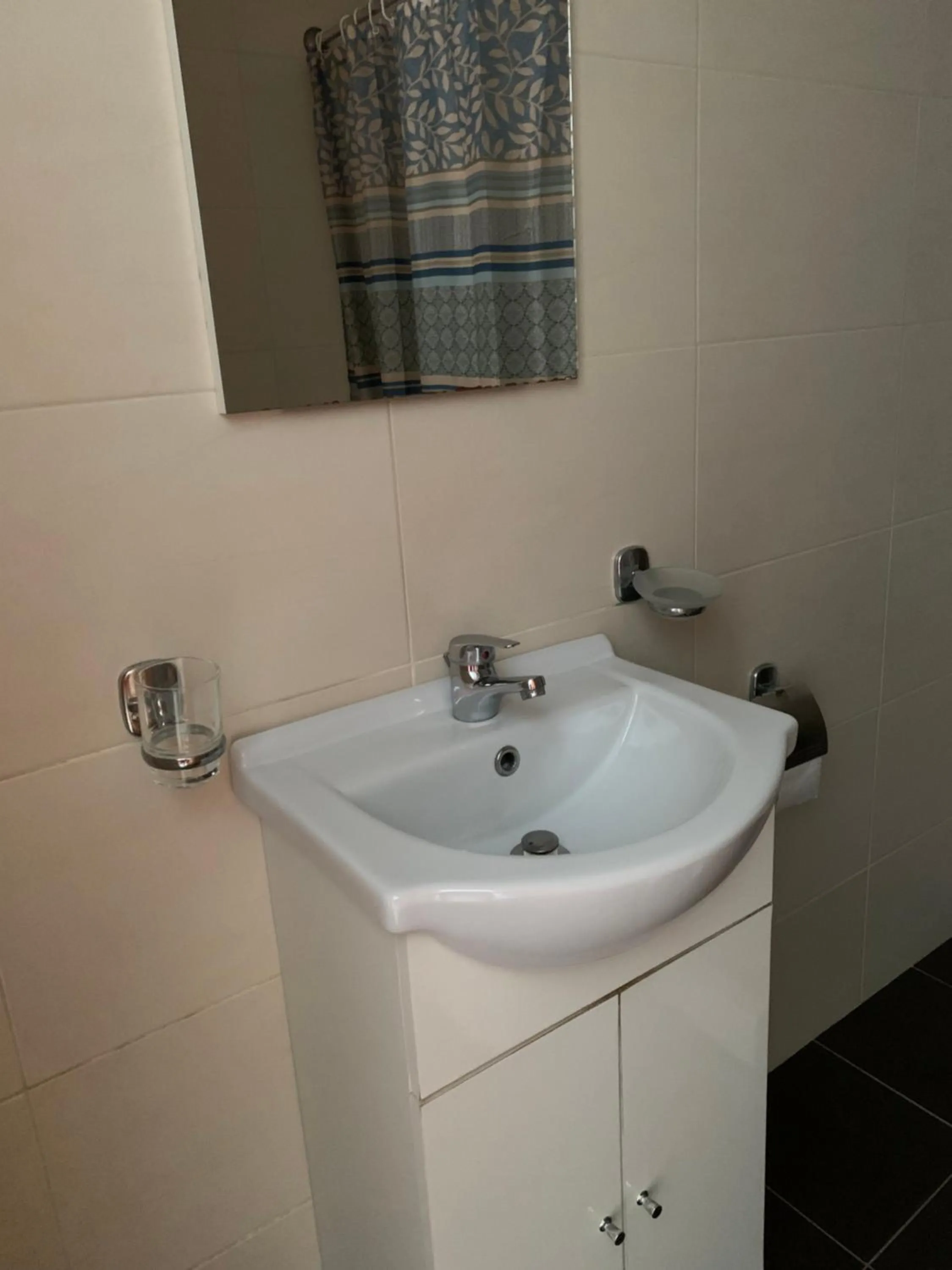 Bathroom in Sea View Studios, Harbour Beach, Bali