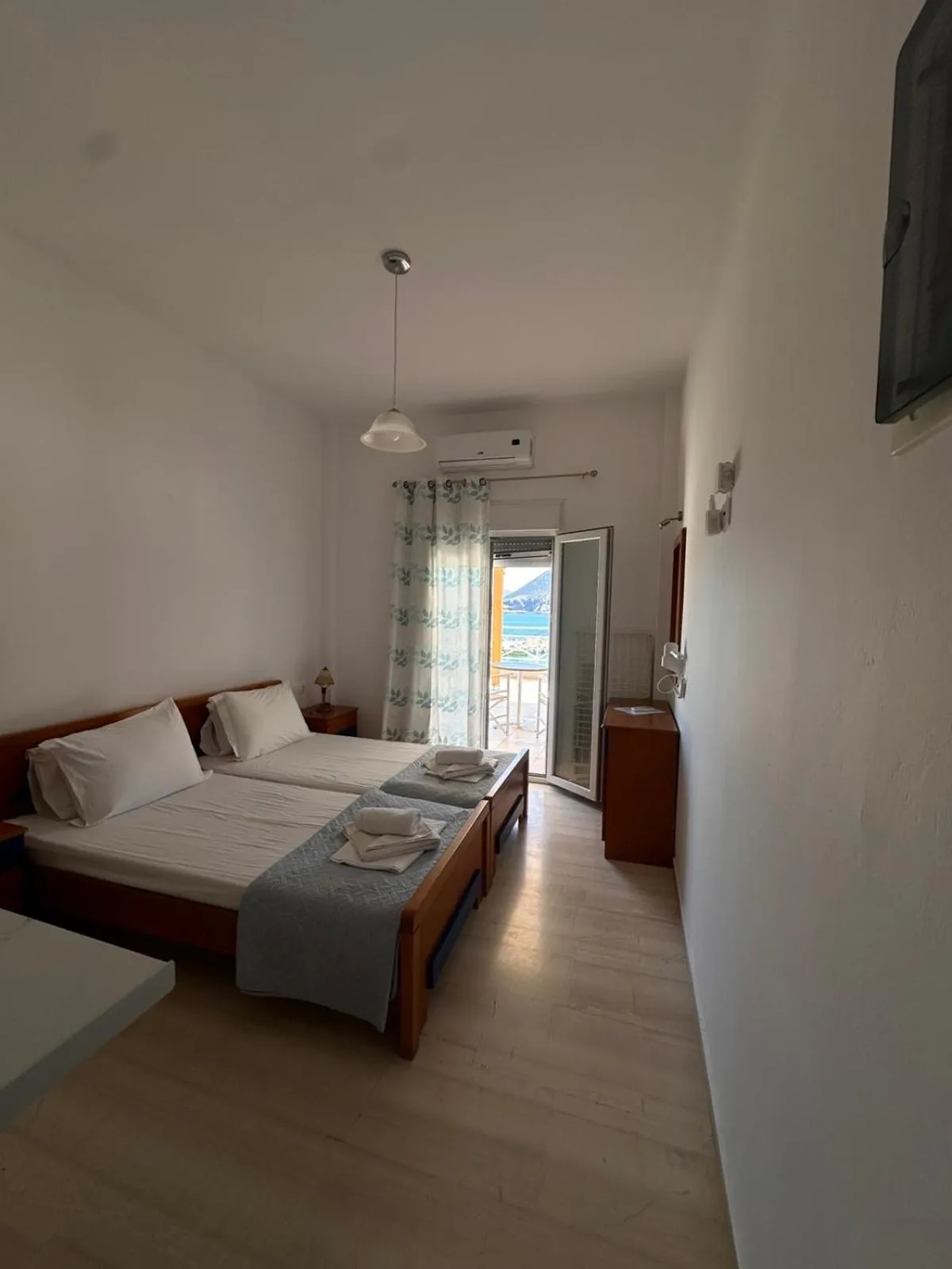 Bed in Sea View Studios, Harbour Beach, Bali