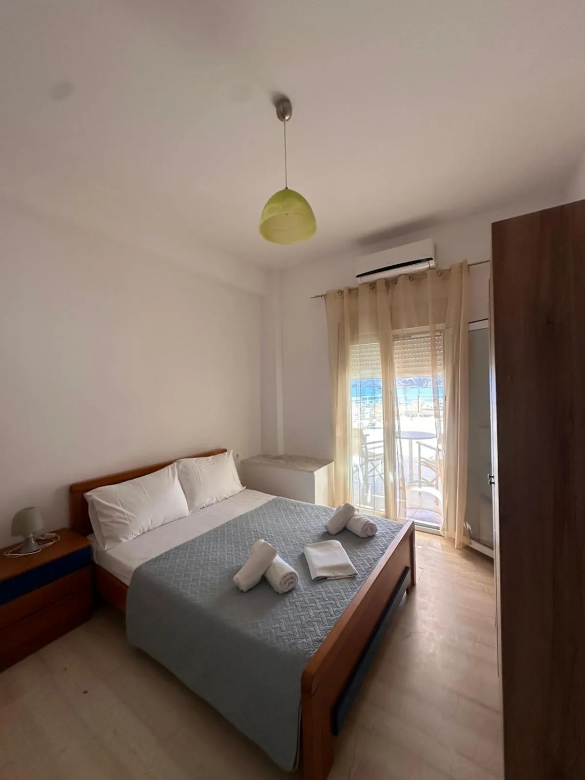 Bed in Sea View Studios, Harbour Beach, Bali