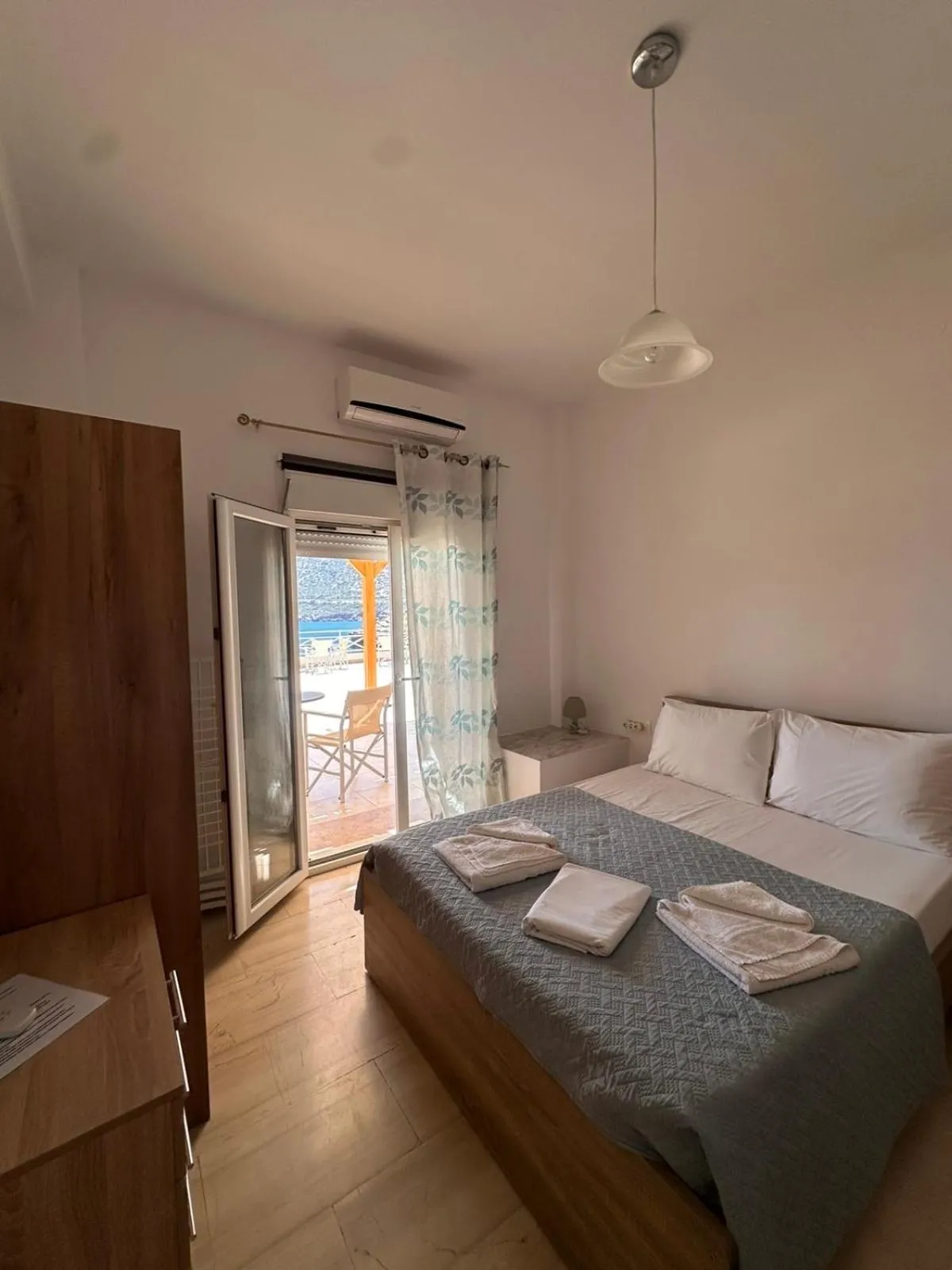 Bed in Sea View Studios, Harbour Beach, Bali