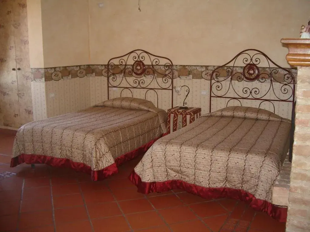 Twin Room with Private Bathroom in Da Cristina Twin Room with Private Bathroom in Da Cristina