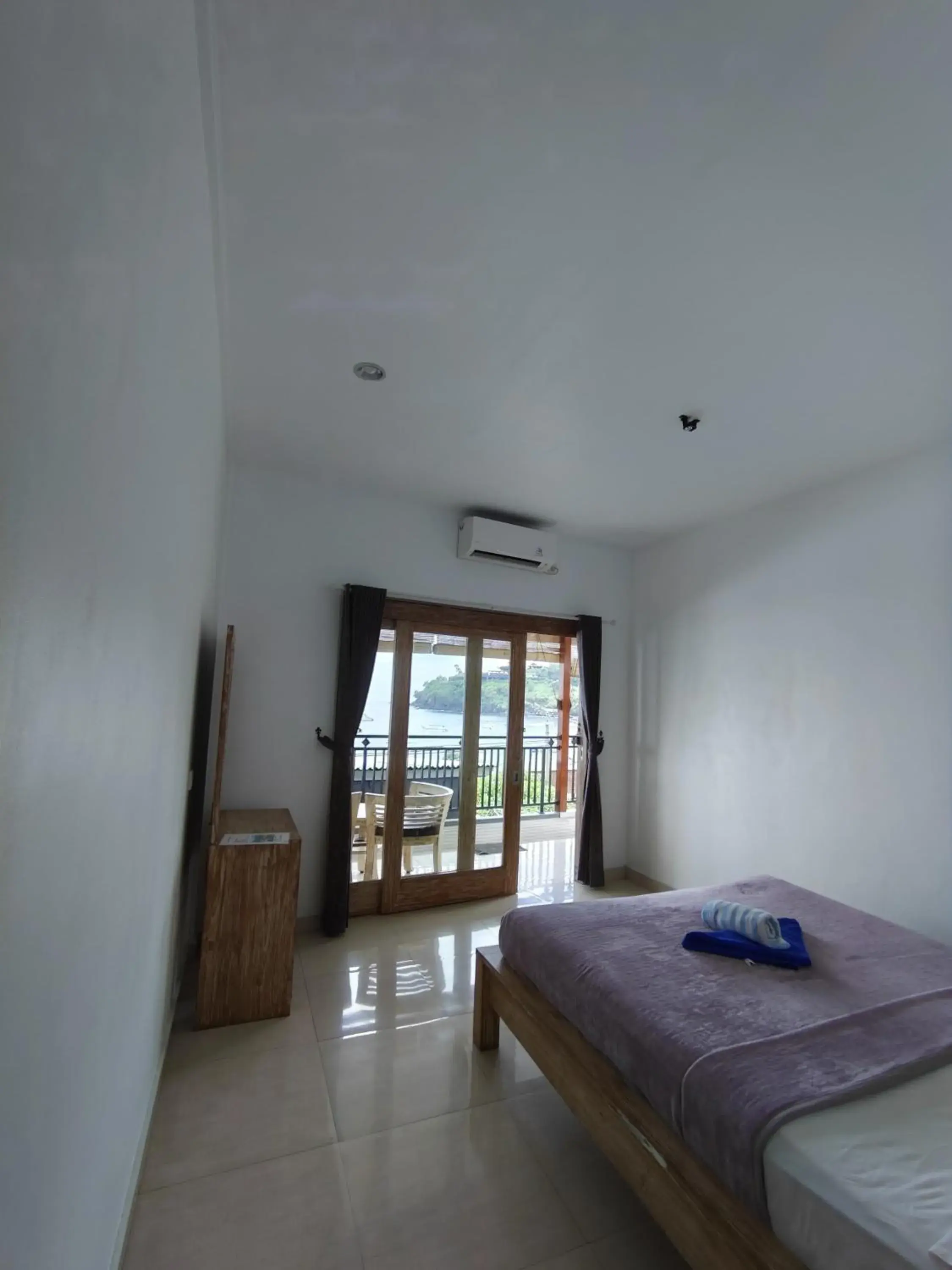 Deluxe Double Room with Sea View in Dharma Yoga Homestay dan hostel Deluxe Double Room with Sea View in Dharma Yoga Homestay dan hostel