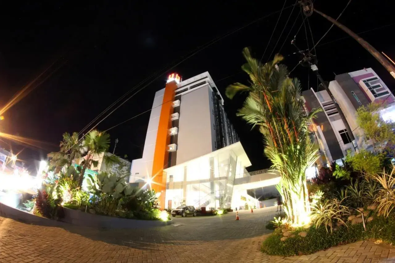 Property building in Urban Style Hotel Lampung, Azana Hotels Collection Property building in Urban Style Hotel Lampung, Azana Hotels Collection