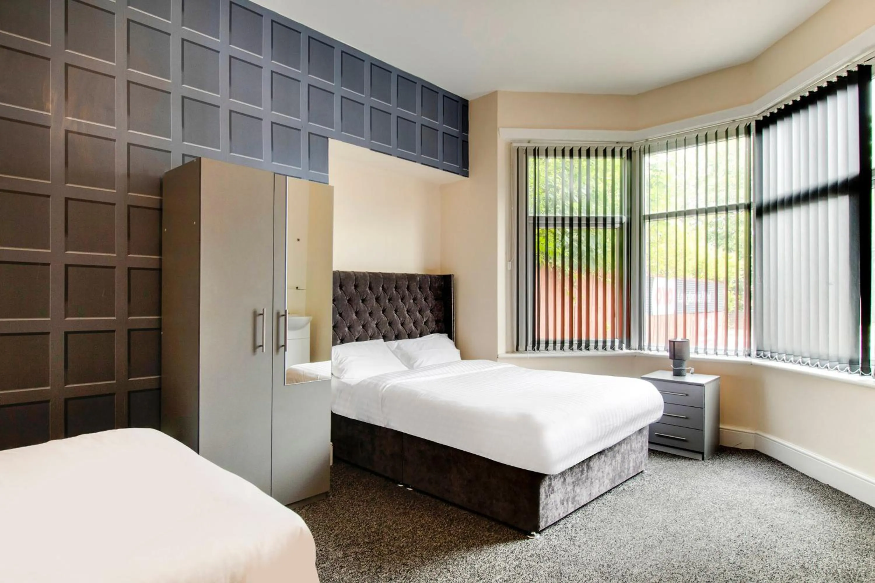 Bedroom, Bed in The Longlands Hotel