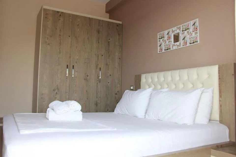 Bed in Vila Hadhri Borsh