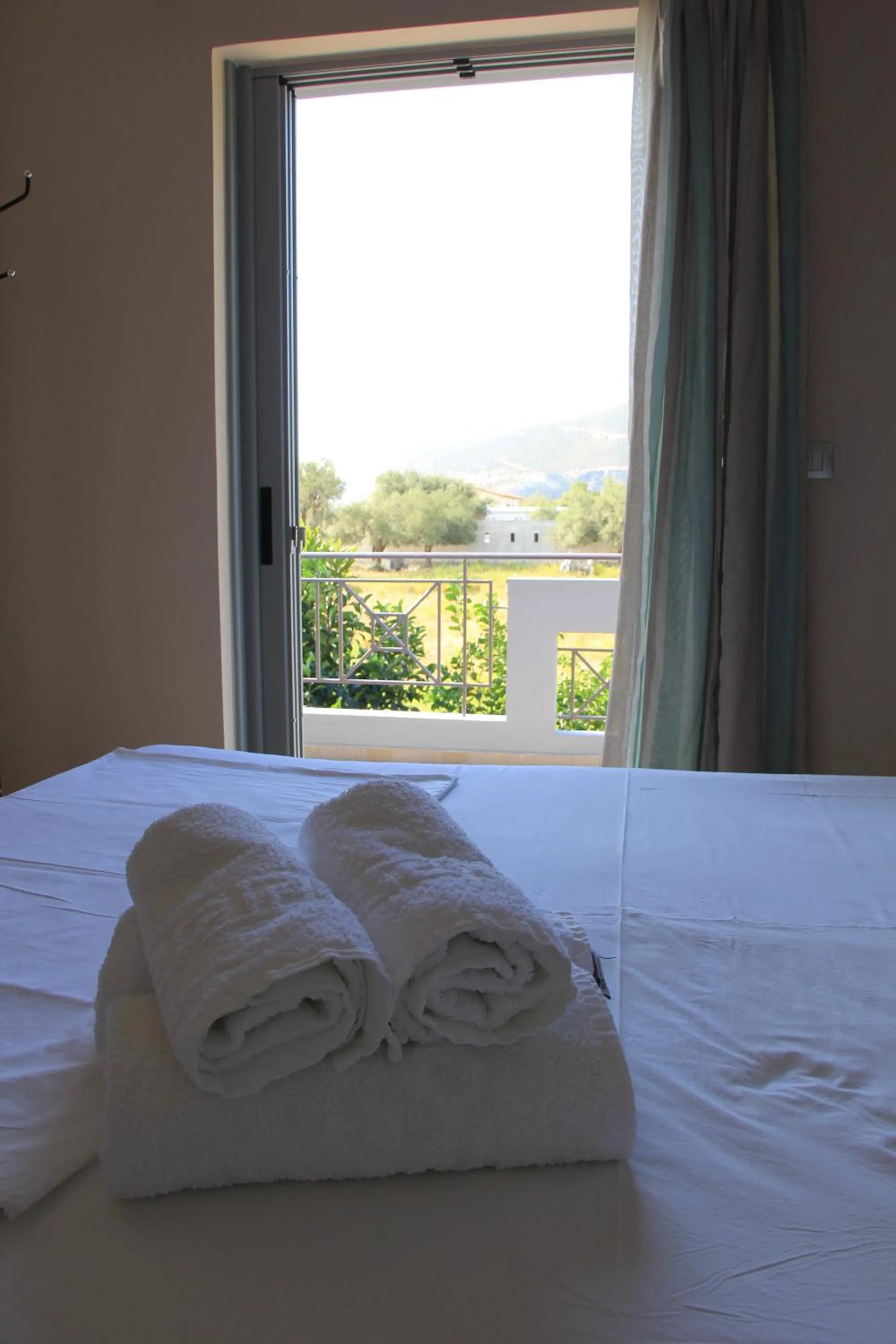 Bed in Vila Hadhri Borsh