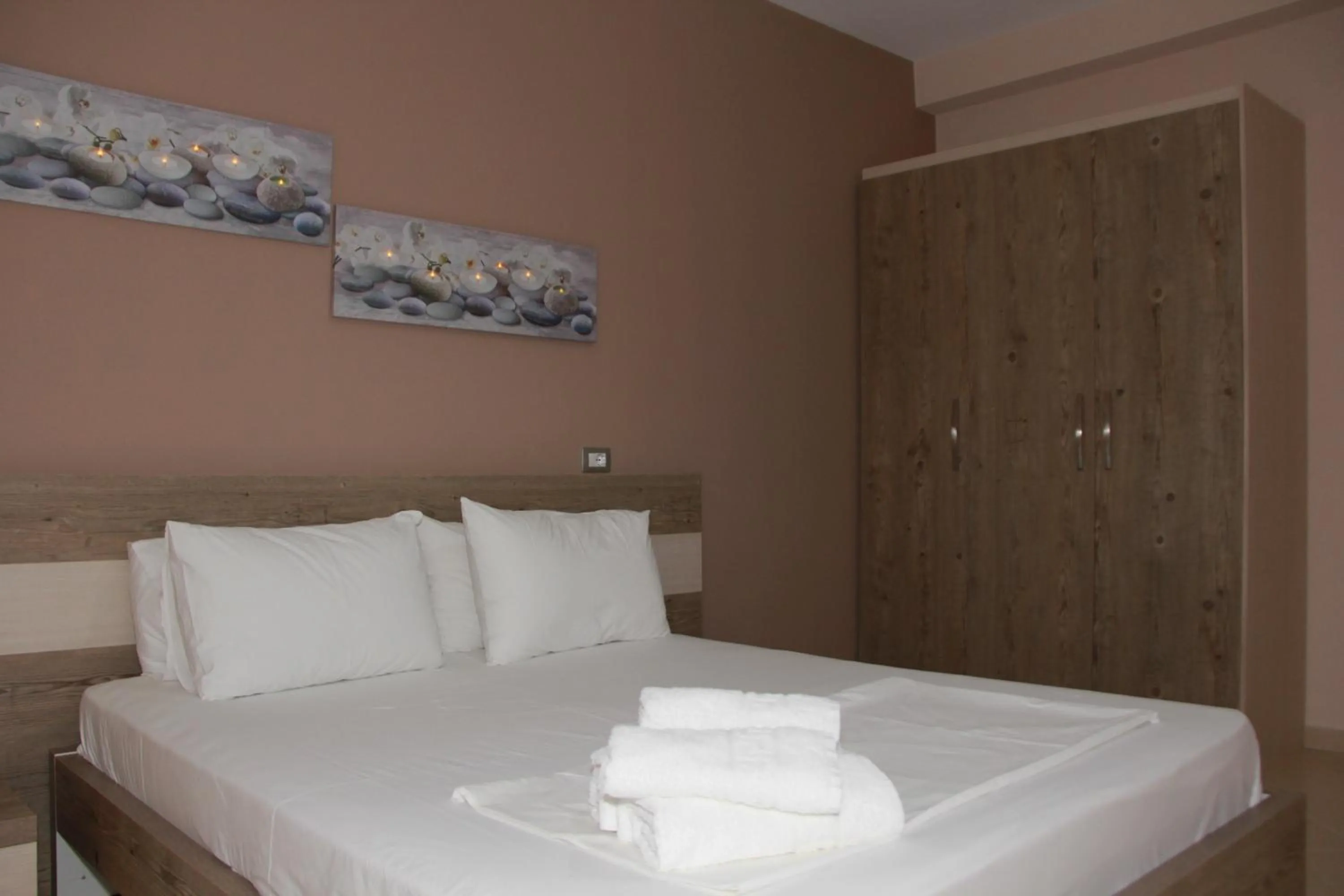 Bed in Vila Hadhri Borsh