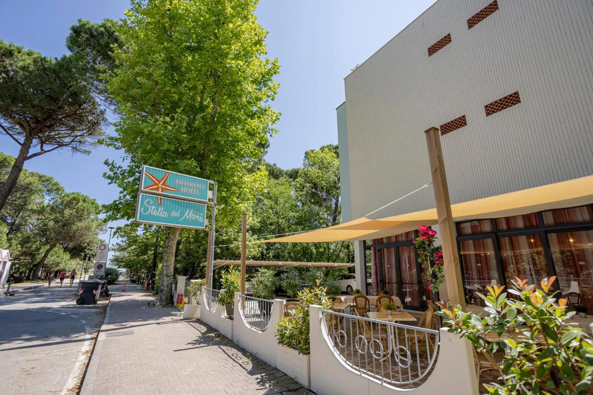 Property building in Hotel Stella Del Mare