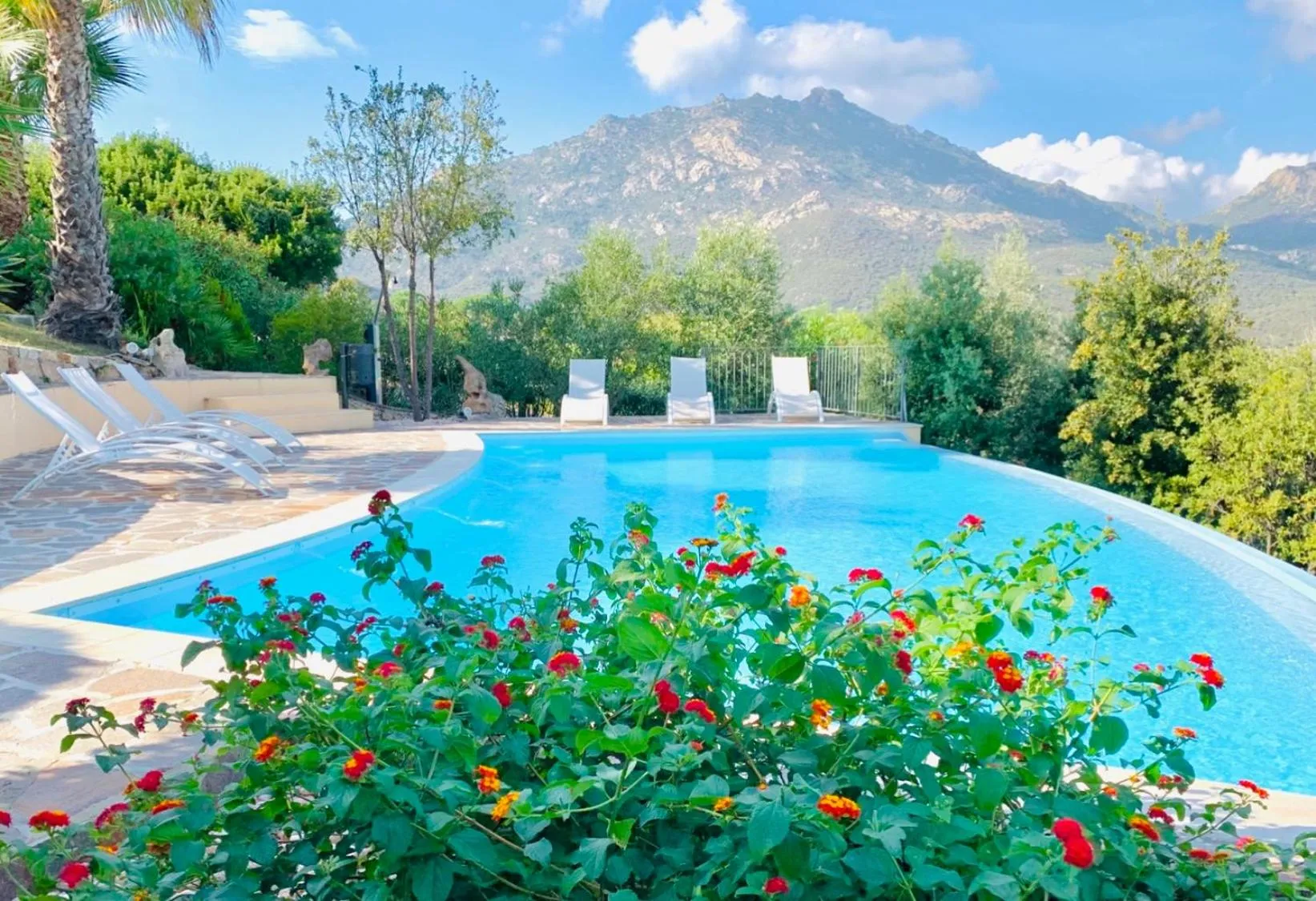 Swimming pool in Villa Anastasia