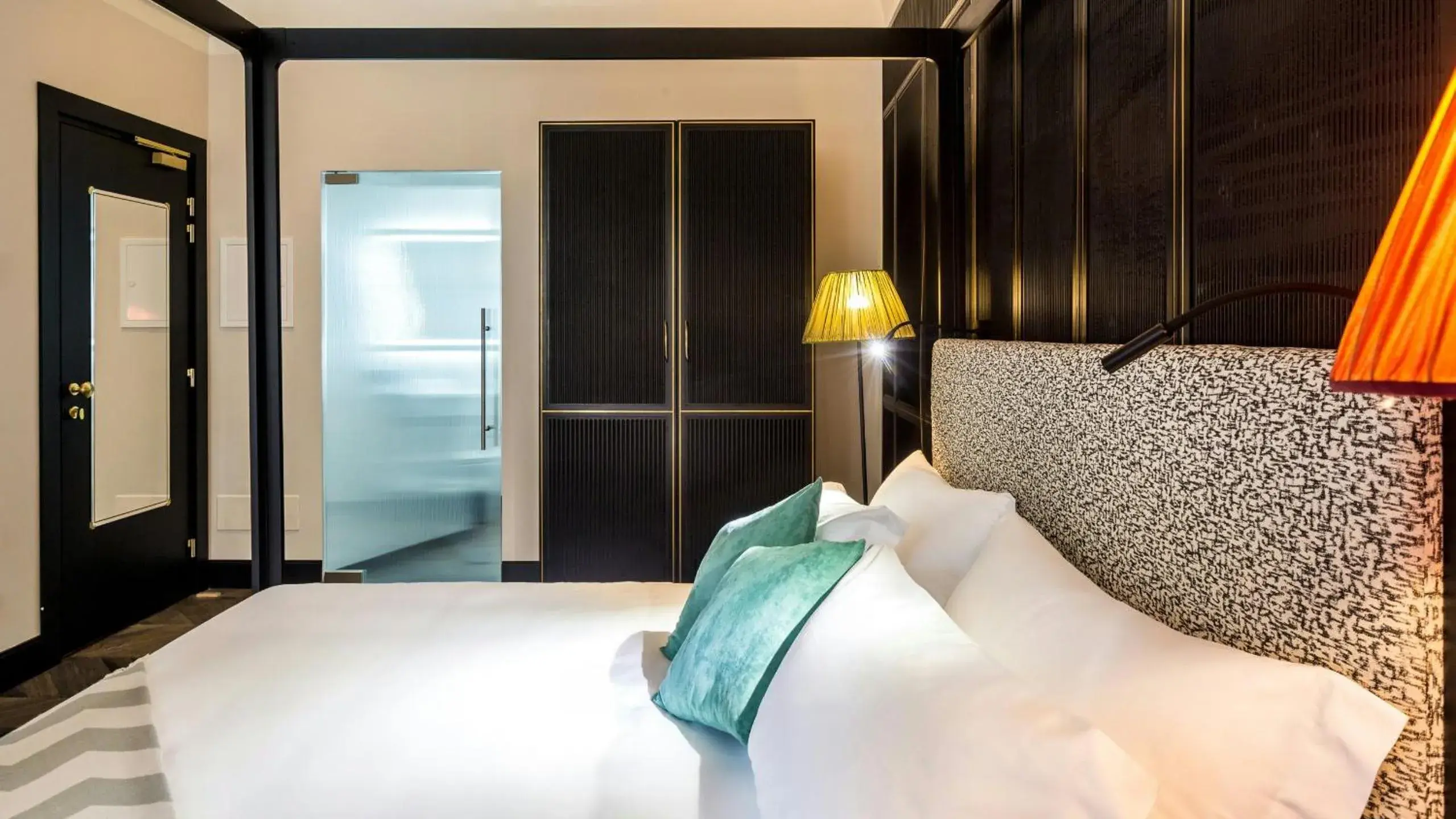 Bed in Hotel The Haven Roma Bed in Hotel The Haven Roma