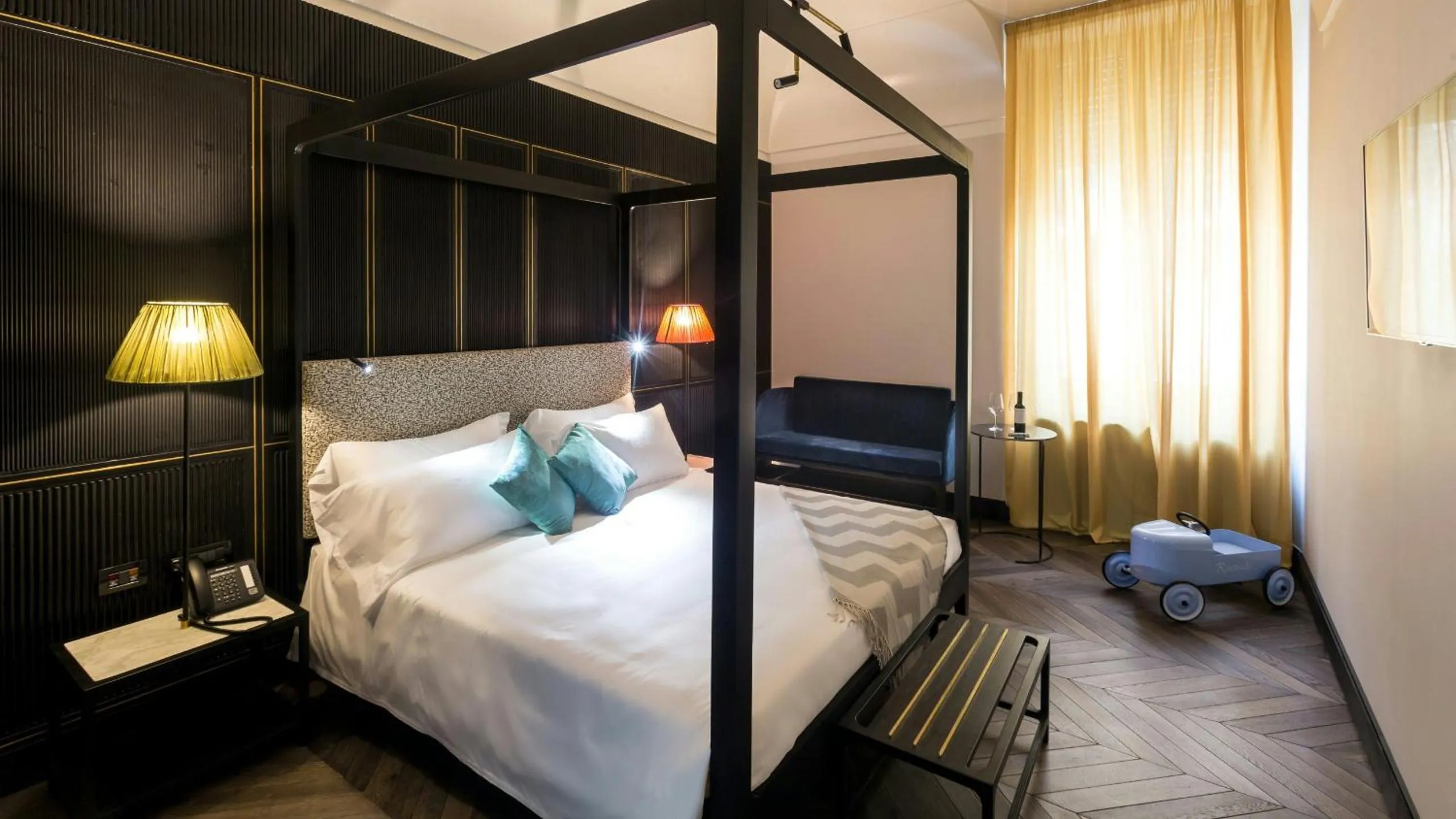 Bed in Hotel The Haven Roma