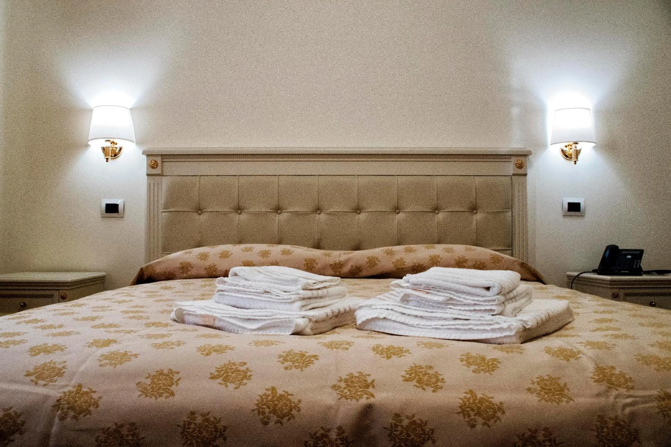 Decorative detail, Bed in Best Western Hotel Colaiaco