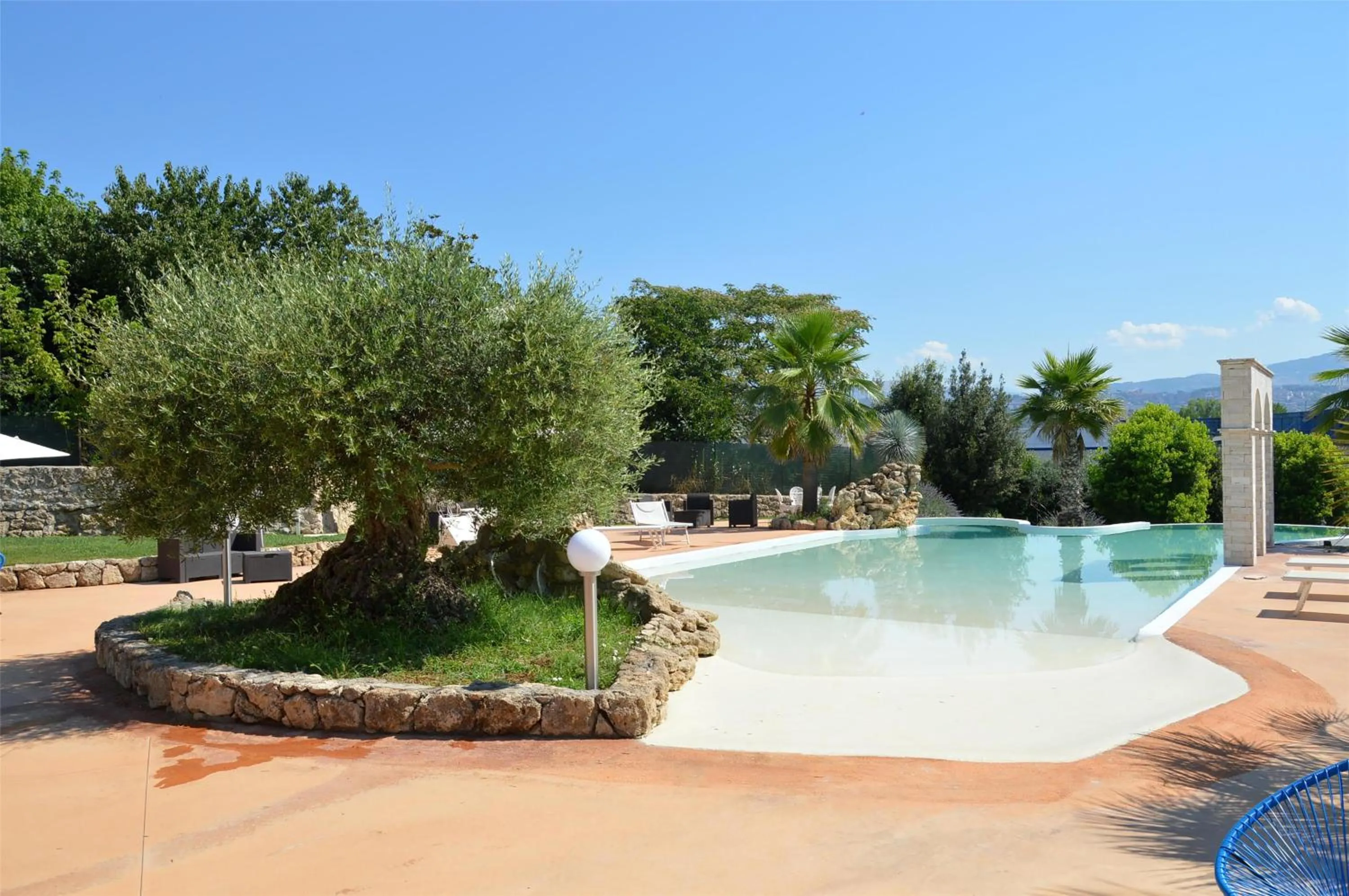 Pool view in Best Western Hotel Colaiaco