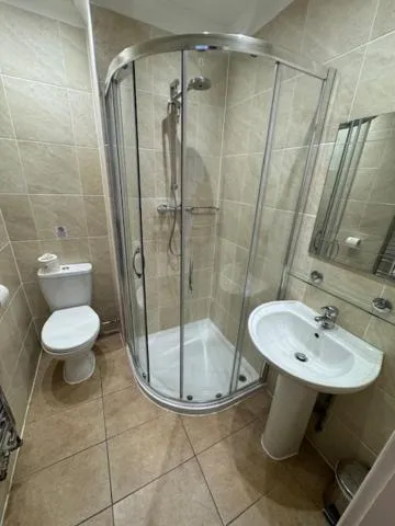 Bathroom in The Waverley Inn