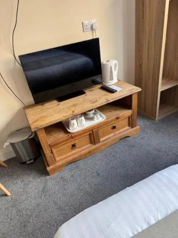 Bedroom, Bed in The Waverley Inn