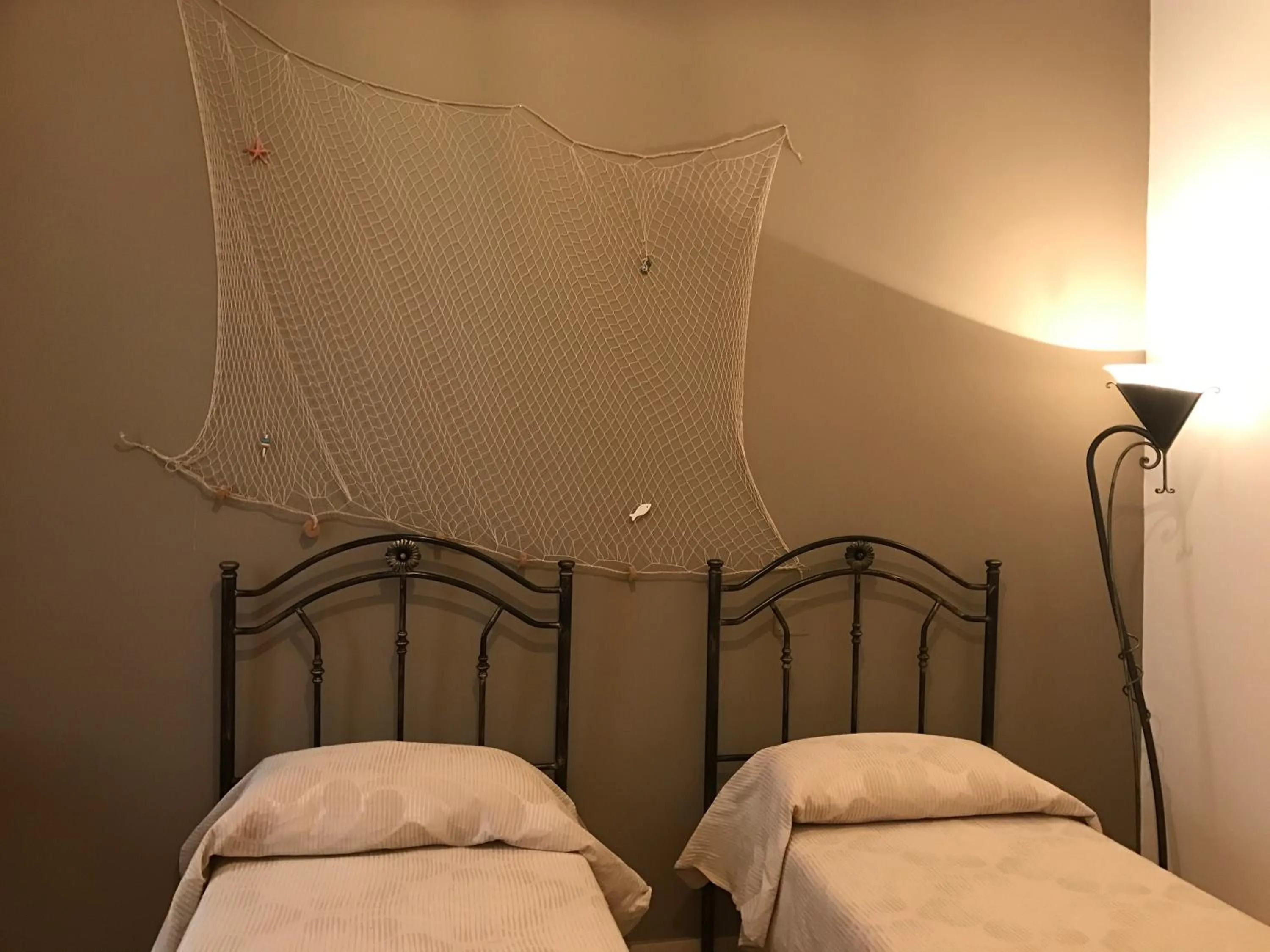 Photo of the whole room, Bed in La Maison de Gabrielè