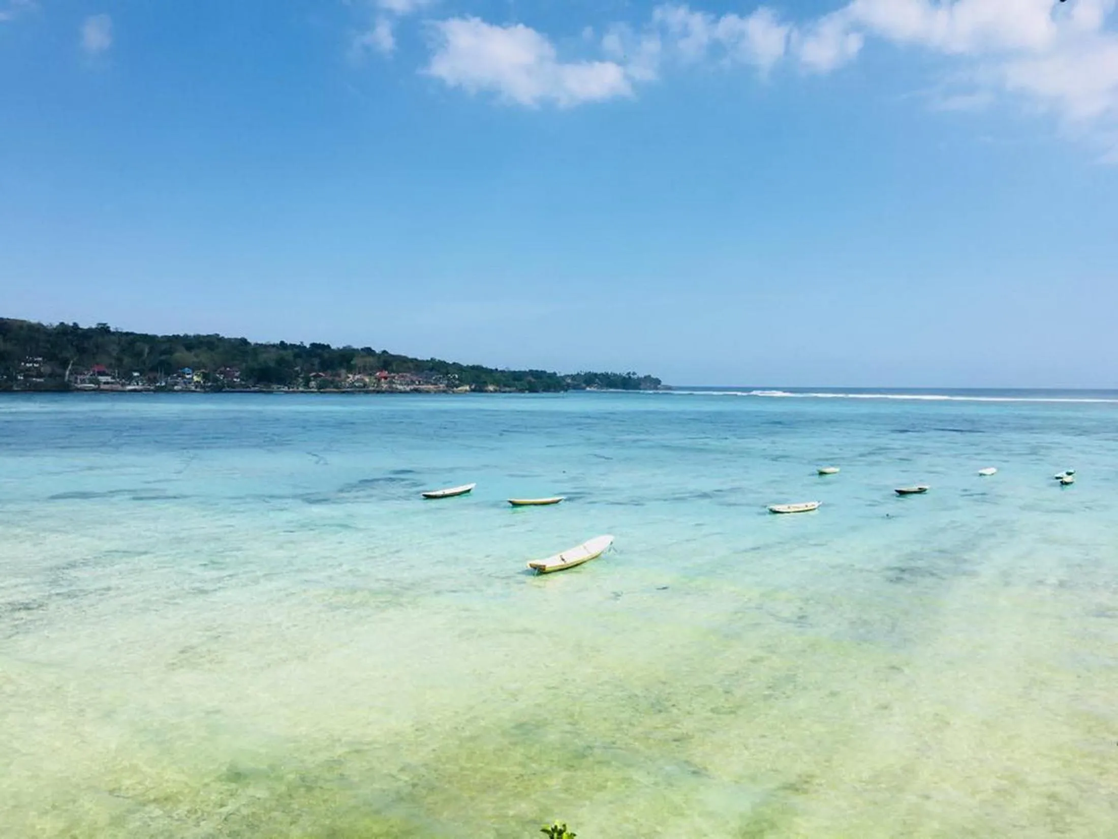 Beach in Lembongan Hostel