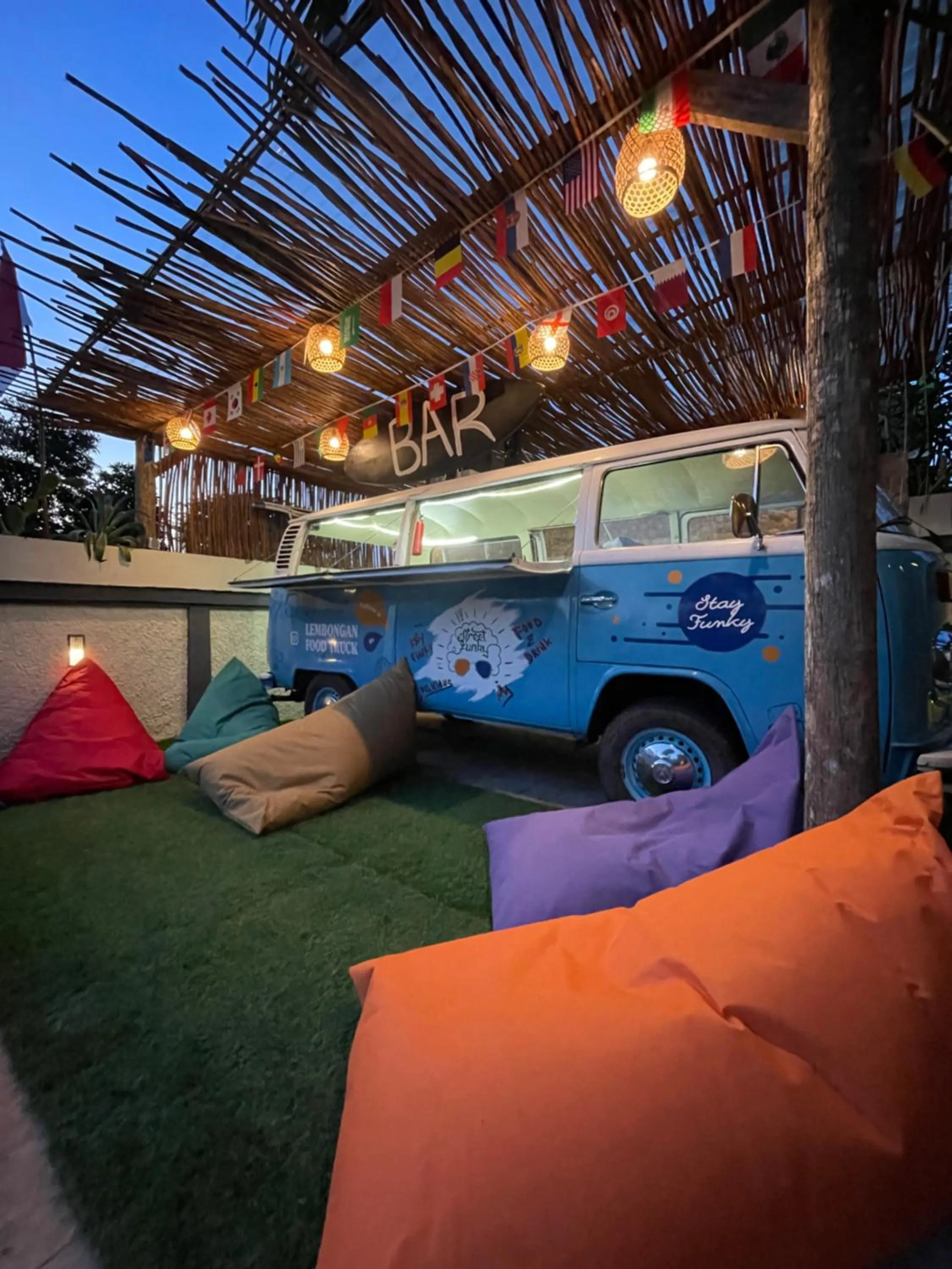 Lembongan Hostel