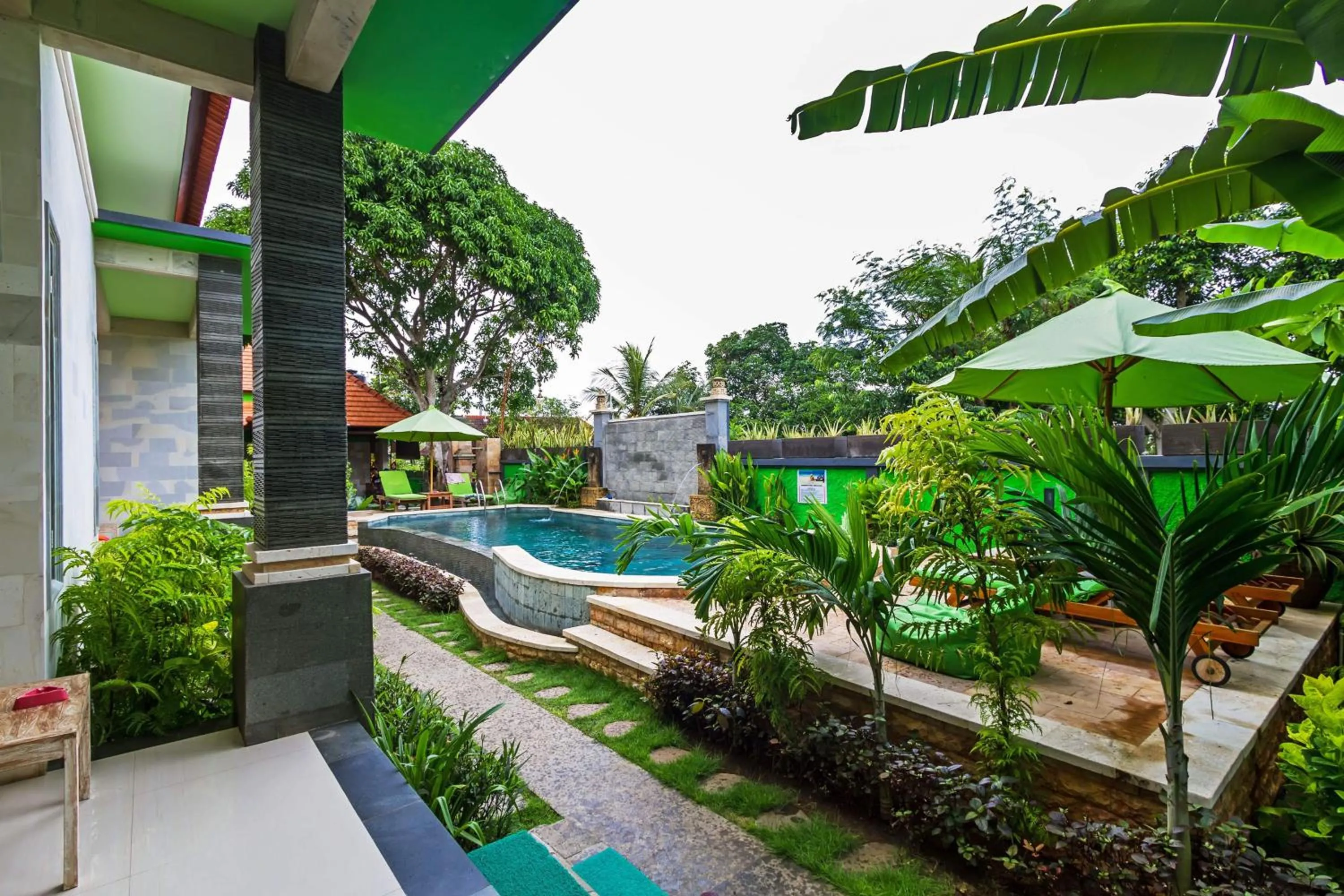 Pool view in Lembongan Hostel
