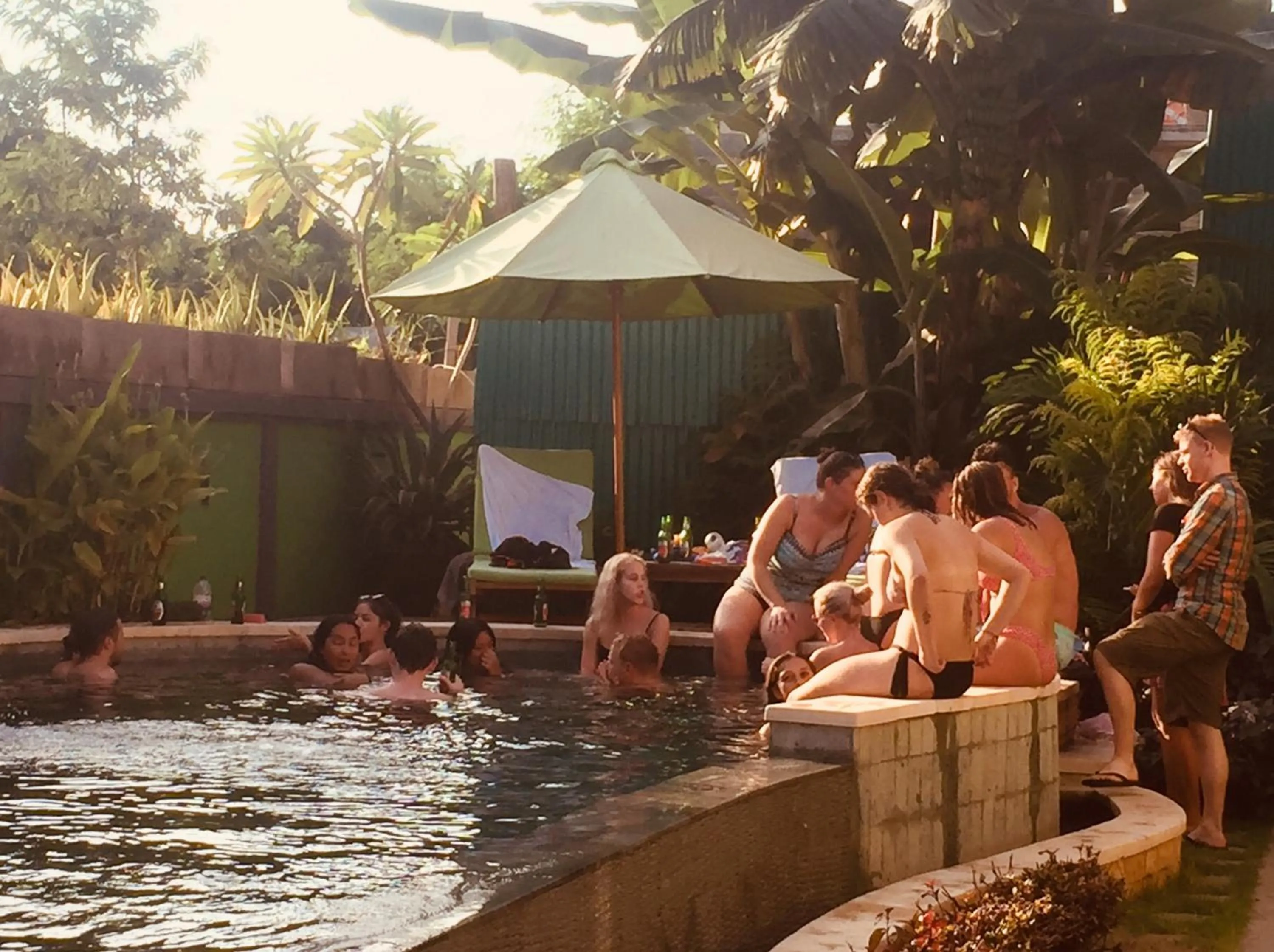 Swimming pool in Lembongan Hostel