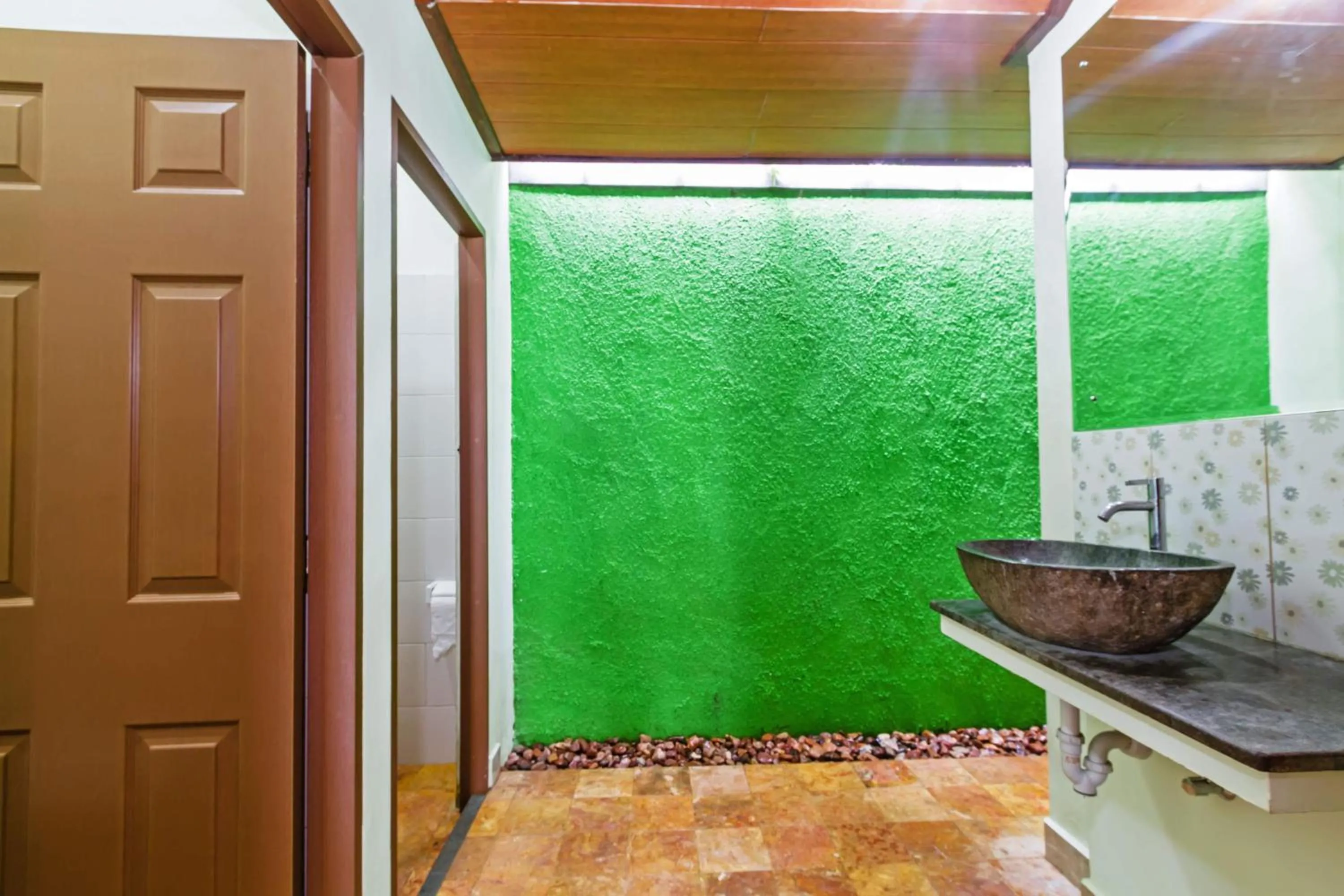 Bathroom in Lembongan Hostel