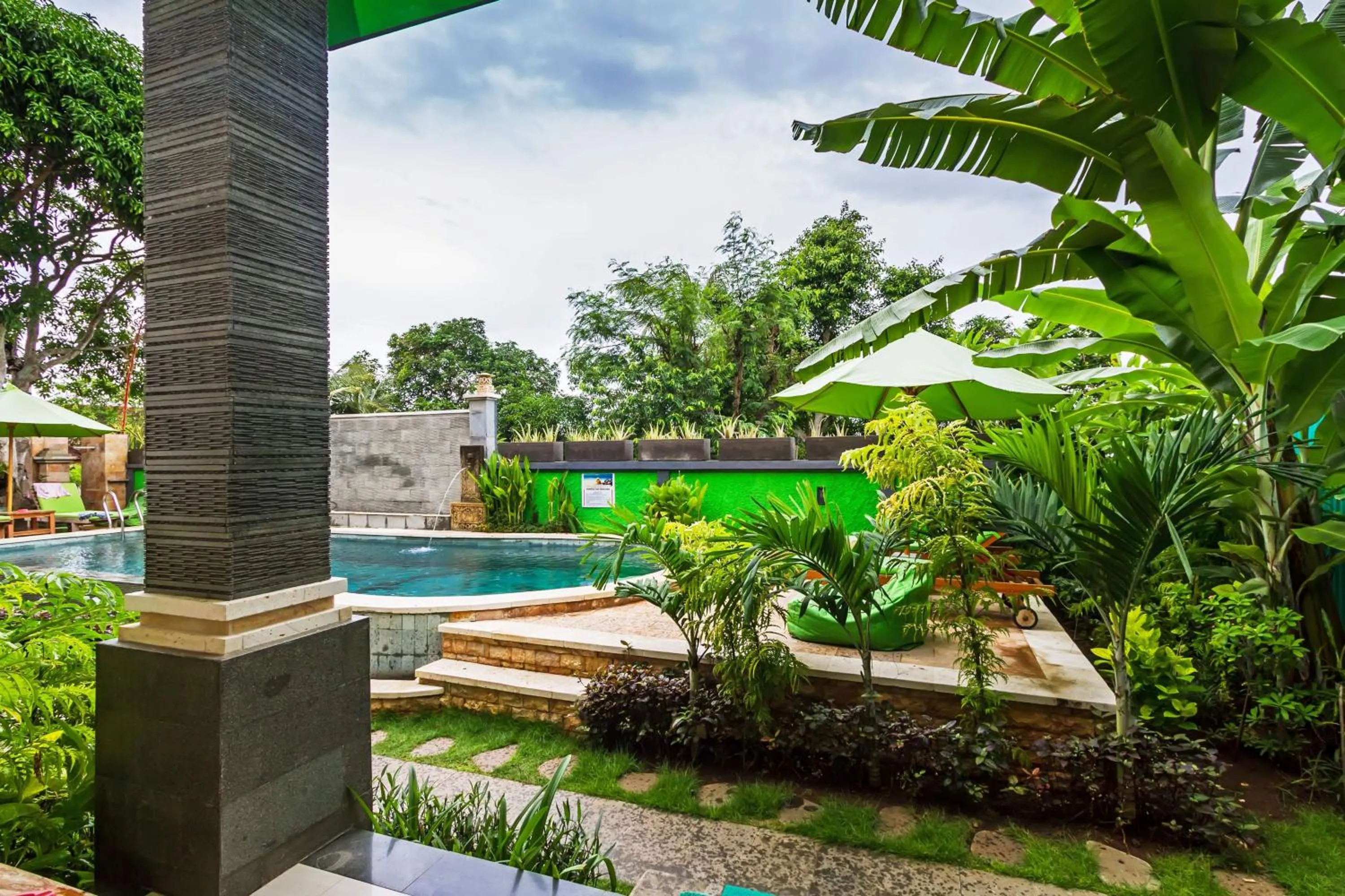 Balcony/Terrace in Lembongan Hostel