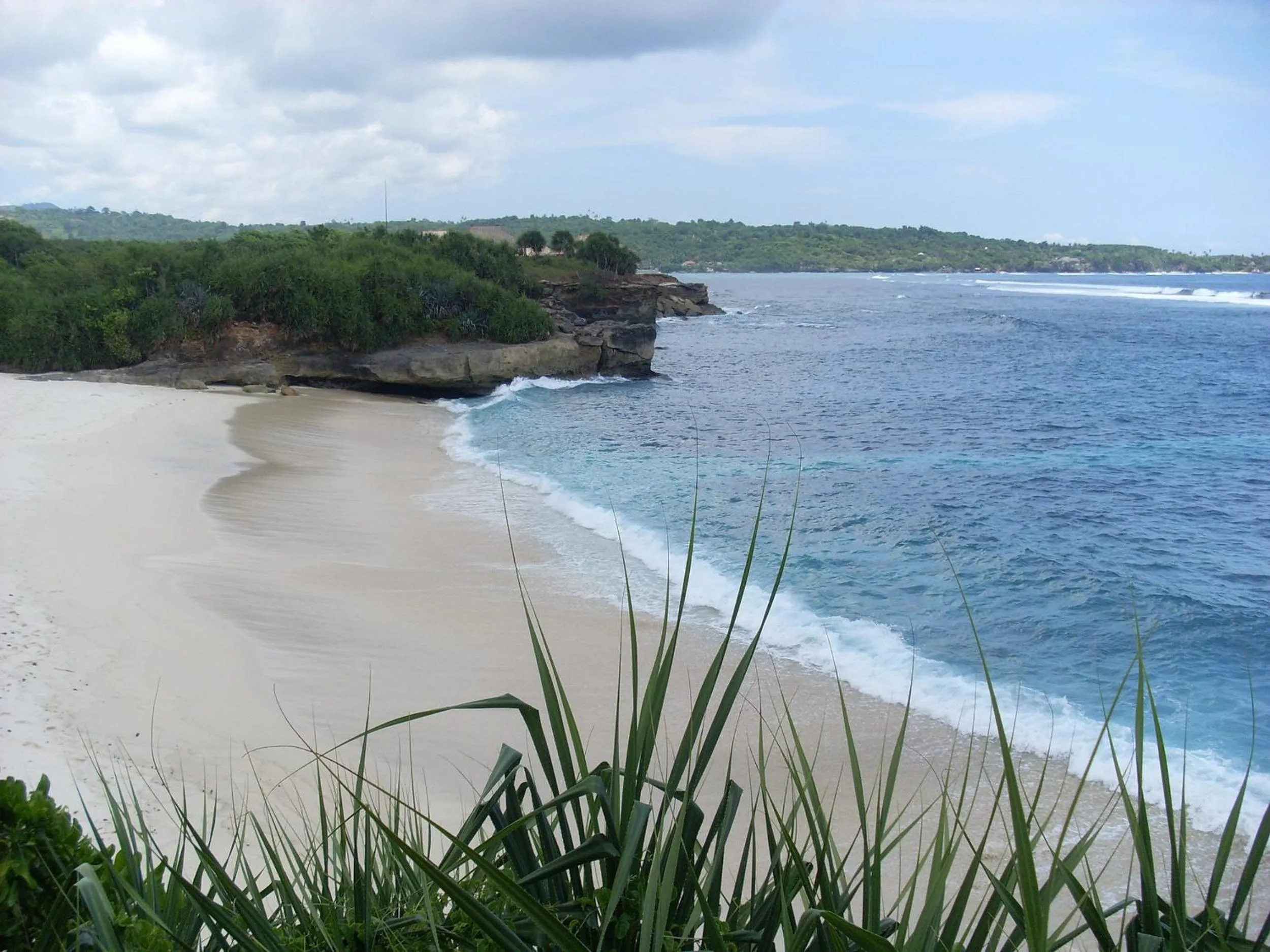 Beach in Lembongan Hostel