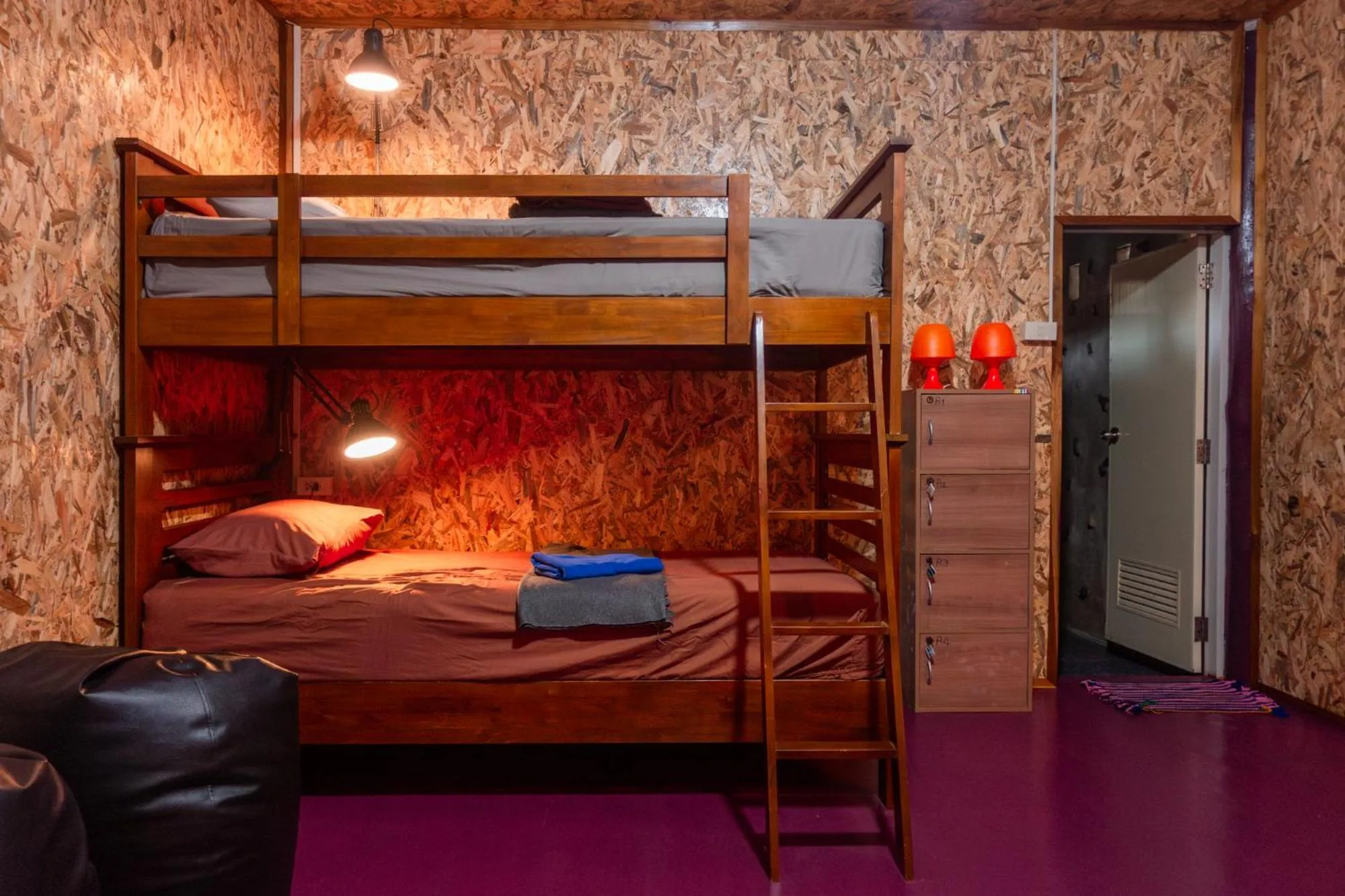 Property building, Bed in BB Dorm Koh Kood