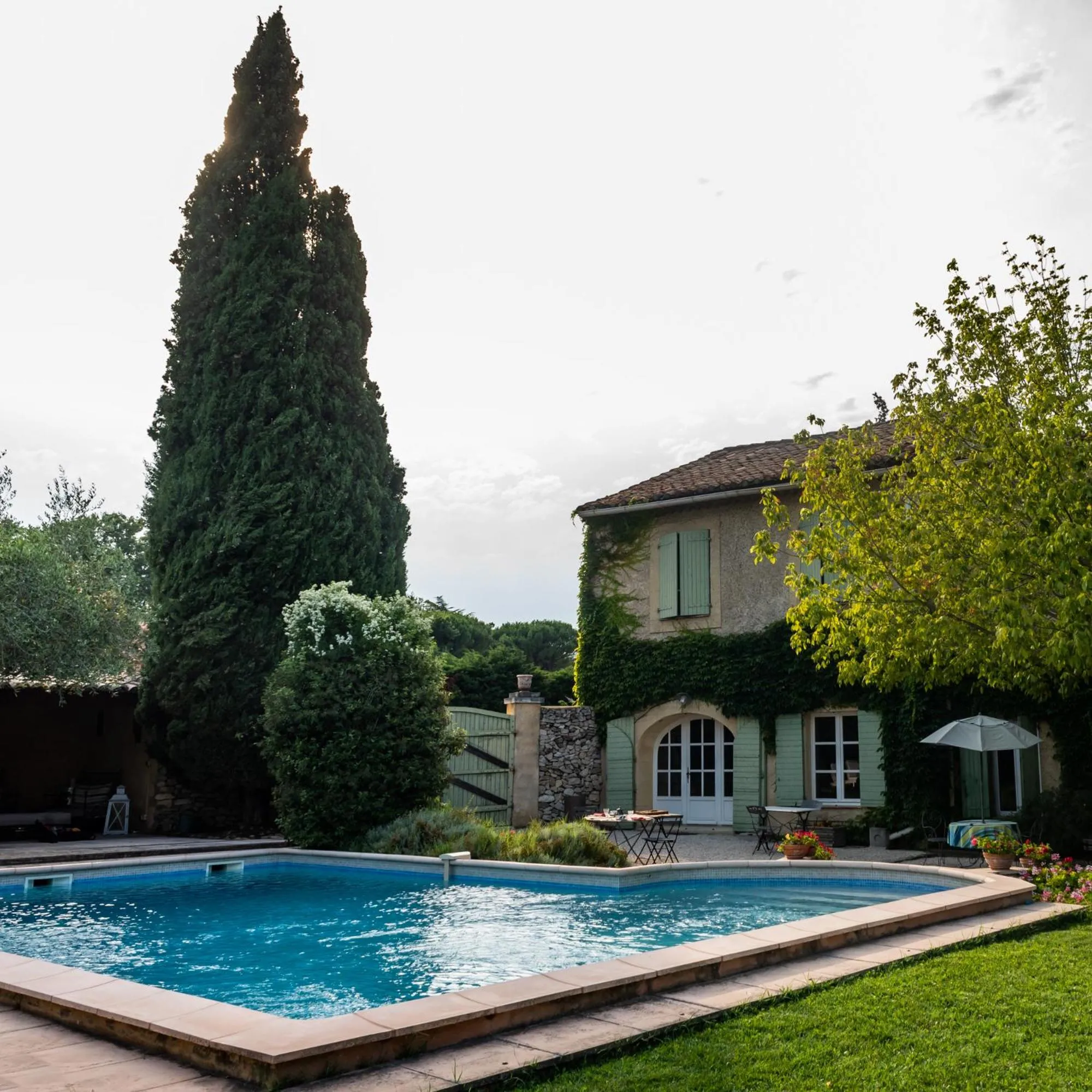 Property building in Mas de l'arrivette