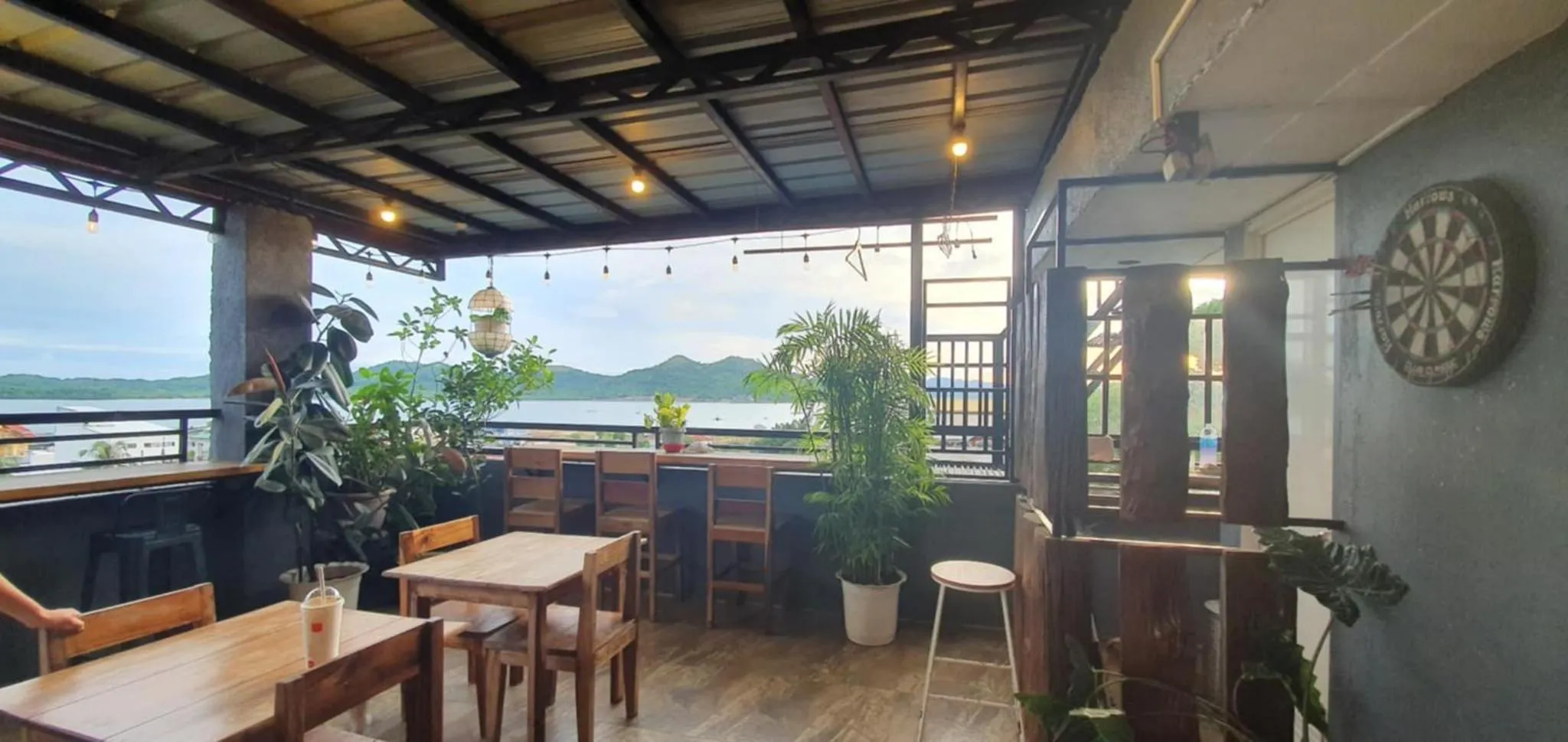 Kalis Viewpoint Lodge Coron