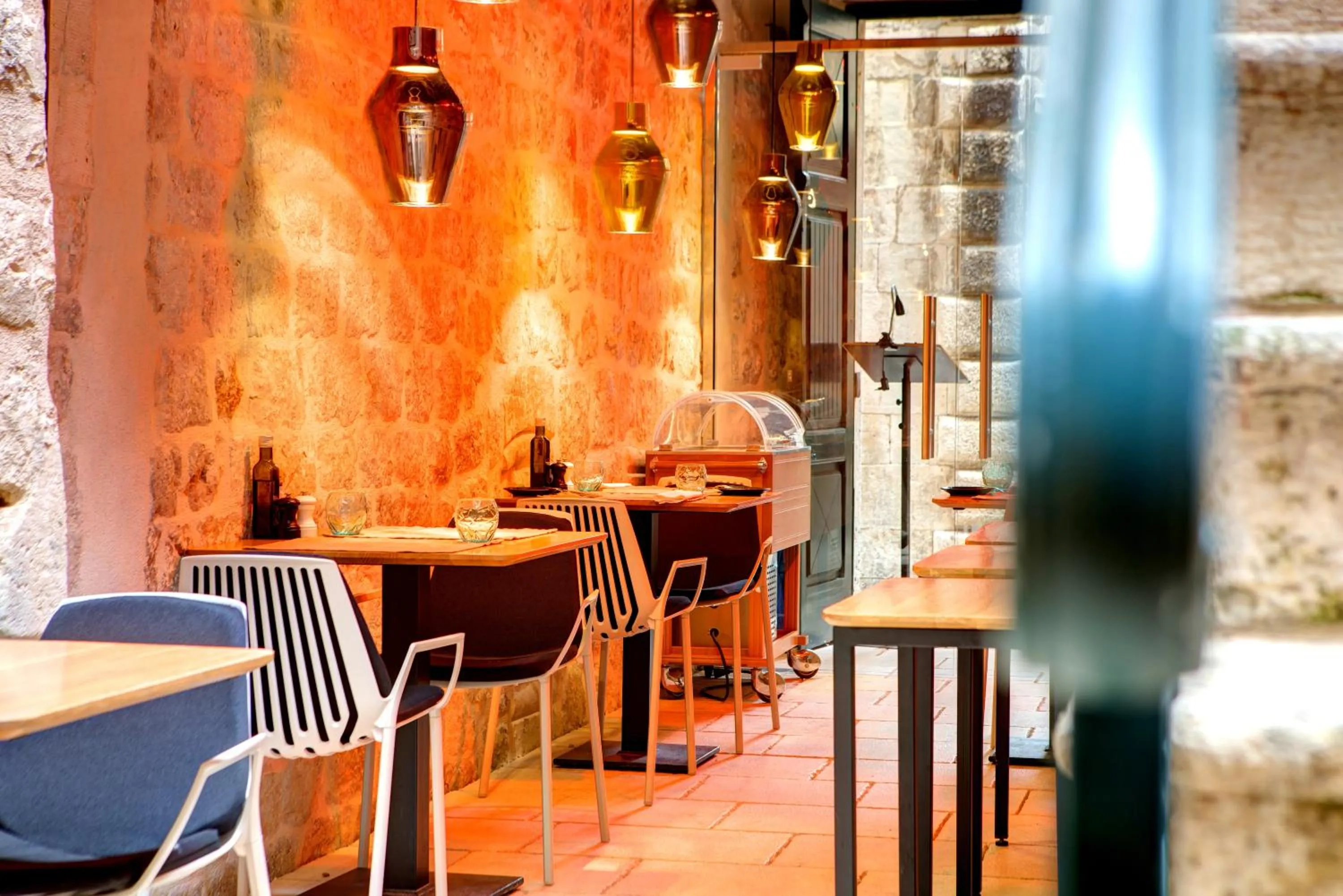 Restaurant/places to eat in Guest House Forty-Four