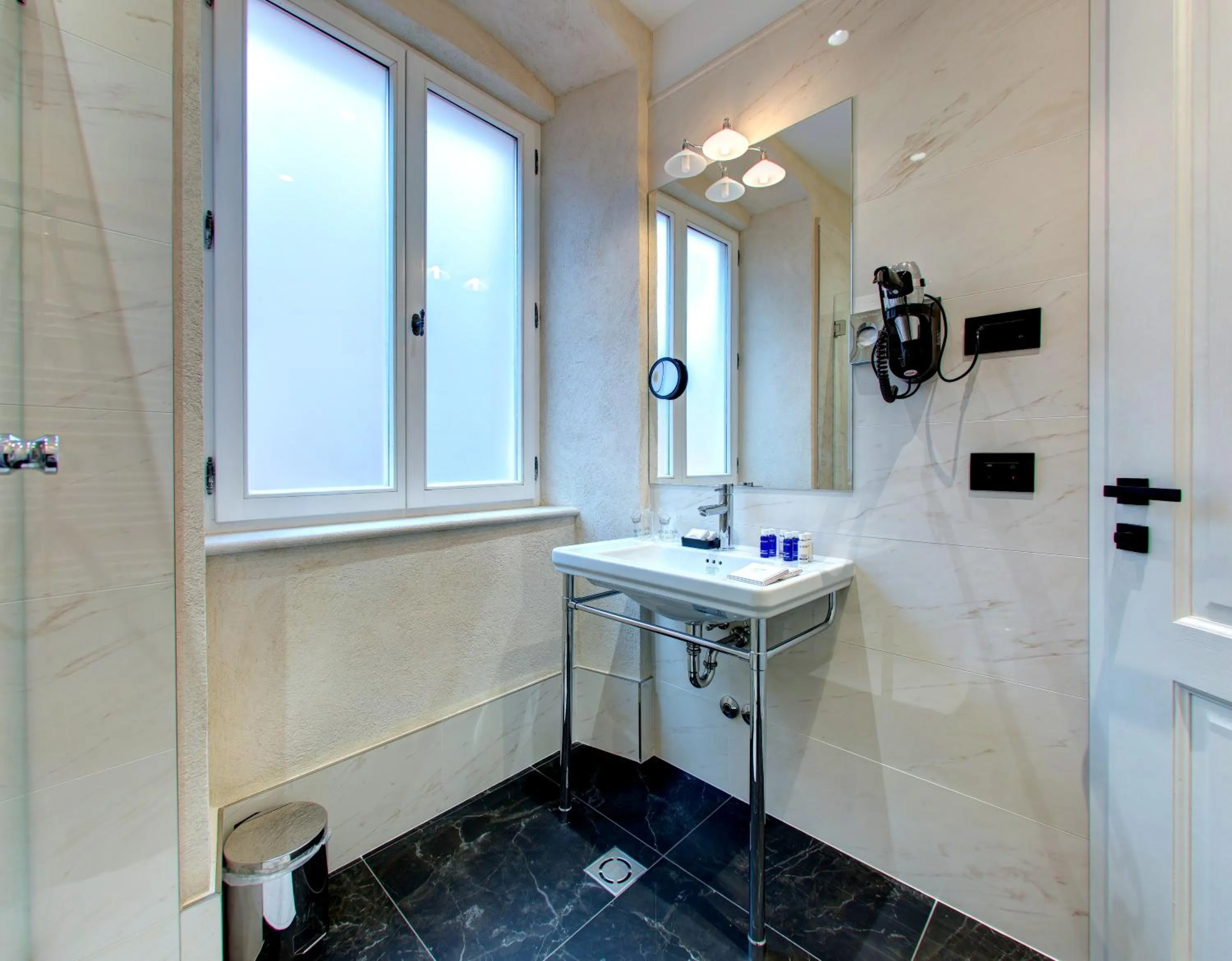 Bathroom in Guest House Forty-Four