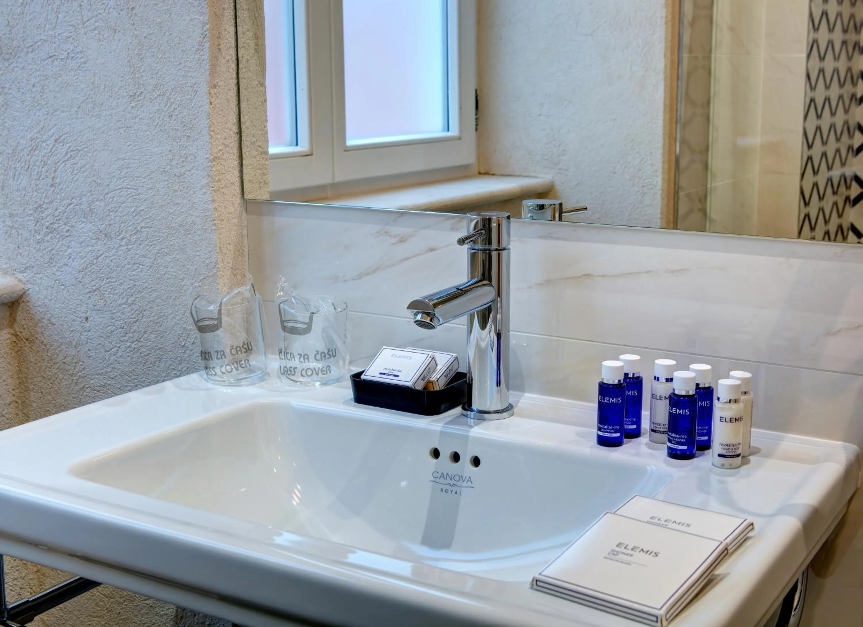 Bathroom in Guest House Forty-Four